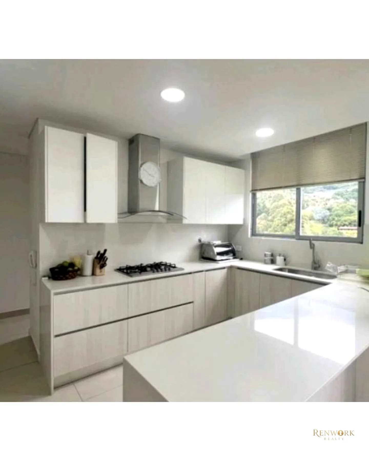 VENTA APARTAMENTO EL POBLADO CON VISTA Y ACCESO PALMAS -COLA DEL ZORRO · foto 2