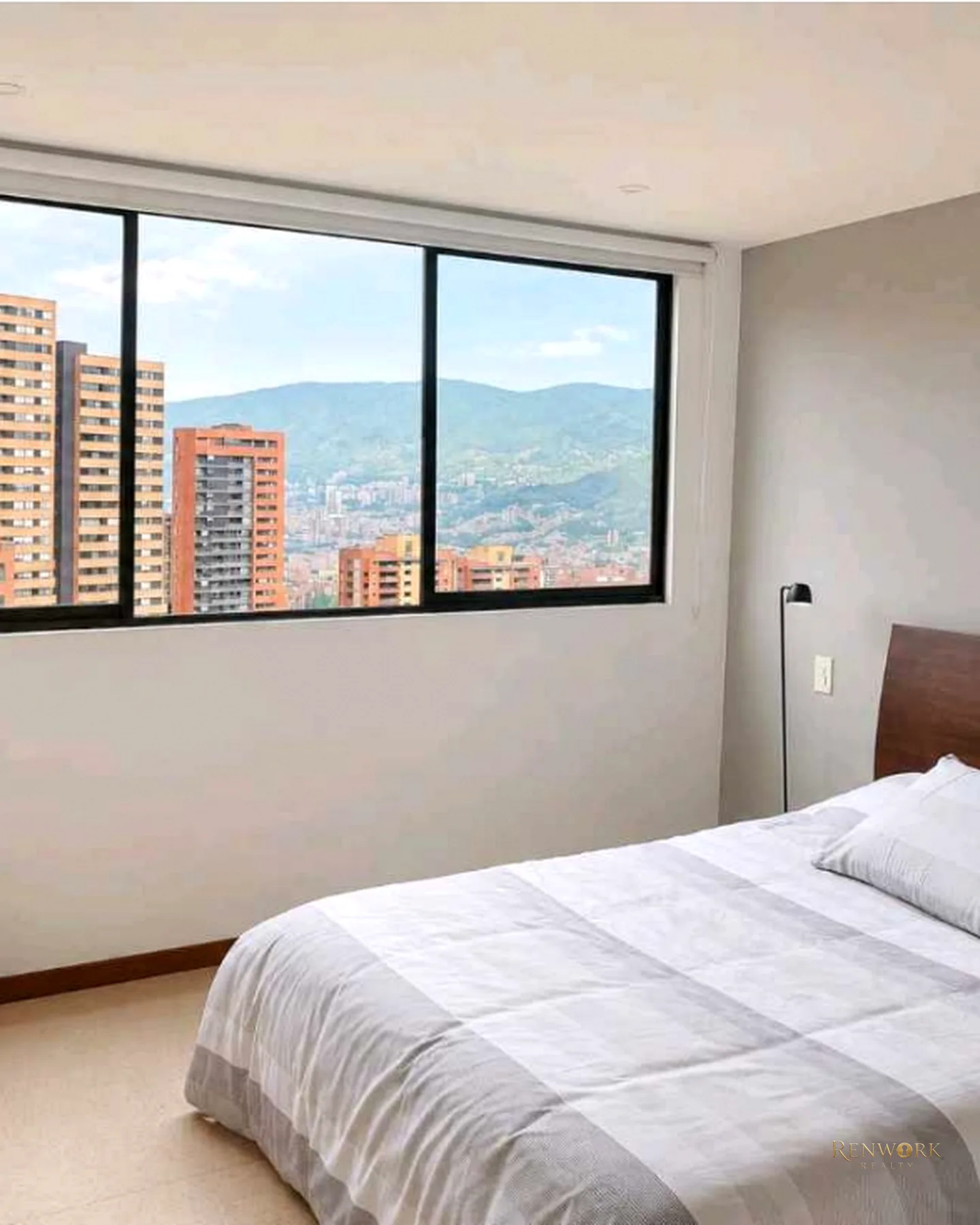 VENTA APARTAMENTO EL POBLADO - EL TESORO · foto 4