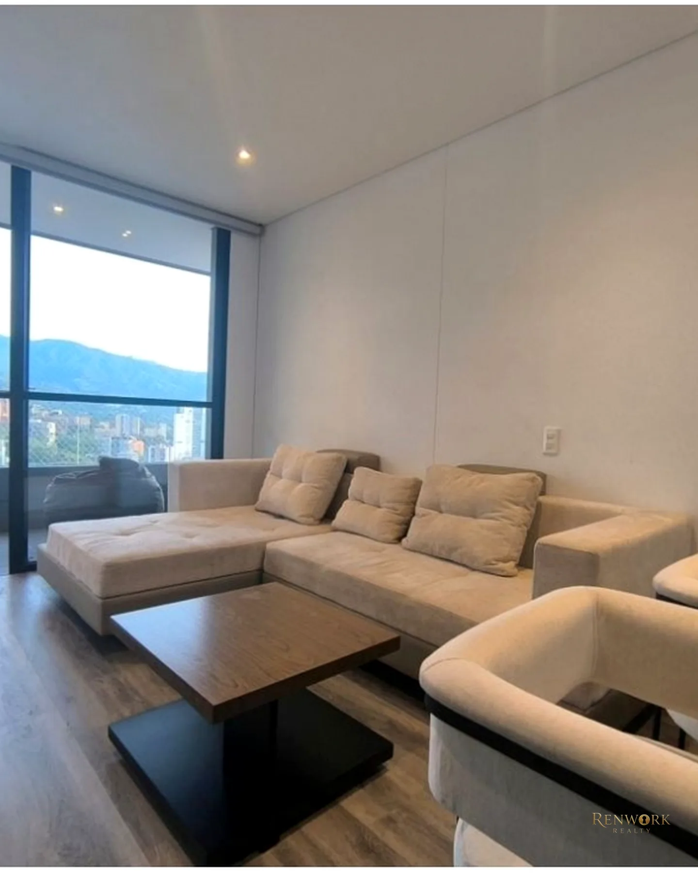 VENTA APARTAMENTO EL POBLADO VÍA LINARES · foto 2