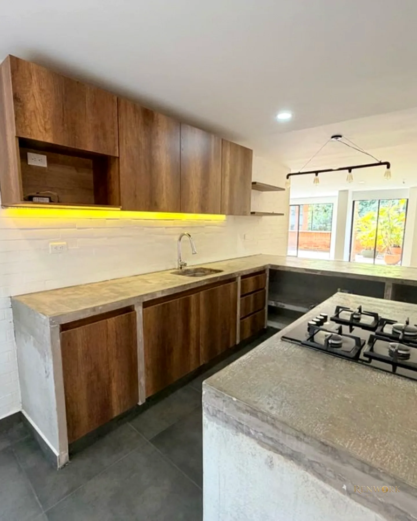 VENTA APARTAMENTO EL TESORO 138.23 MTS2 + TERRAZA DE 47.73 MTS2 · foto 3
