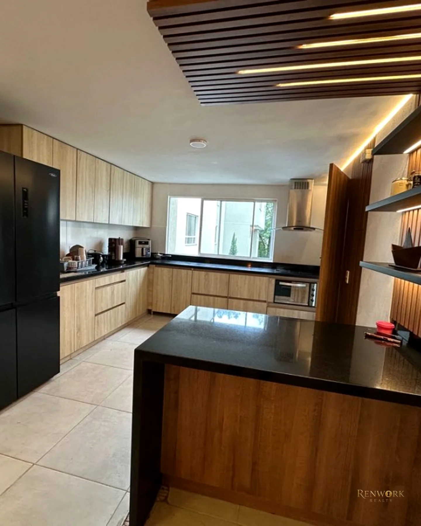 VENTA APARTAMENTO EN EL POBLADO | 246 M² | BALCÓN AMPLIO | · foto 3