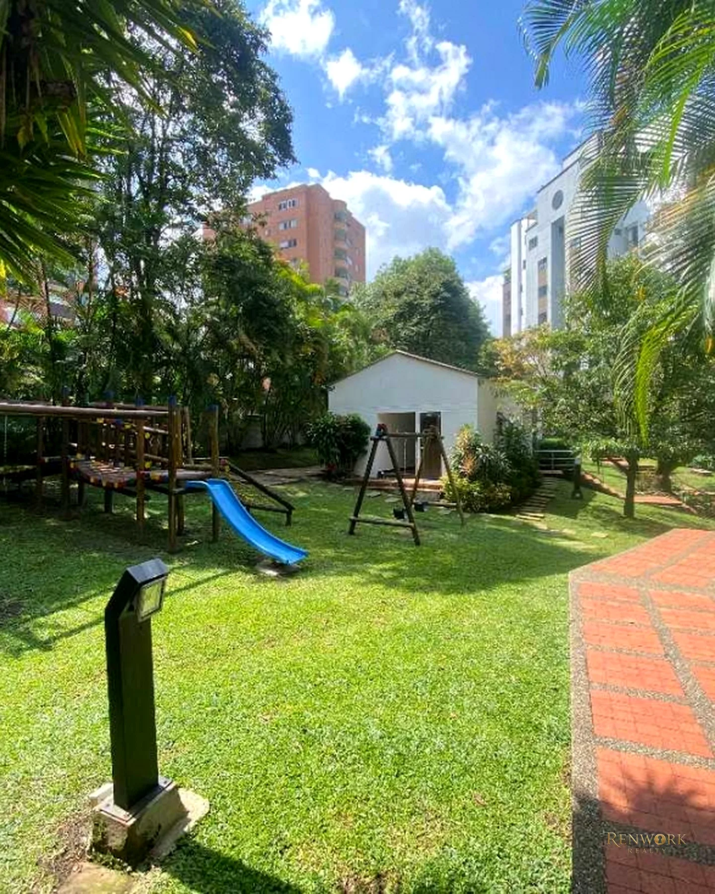 VENTA APARTAMENTO EN EL POBLADO ,4 ALCOBAS,CERCA MUSEO EL CASTILLO! · foto 19