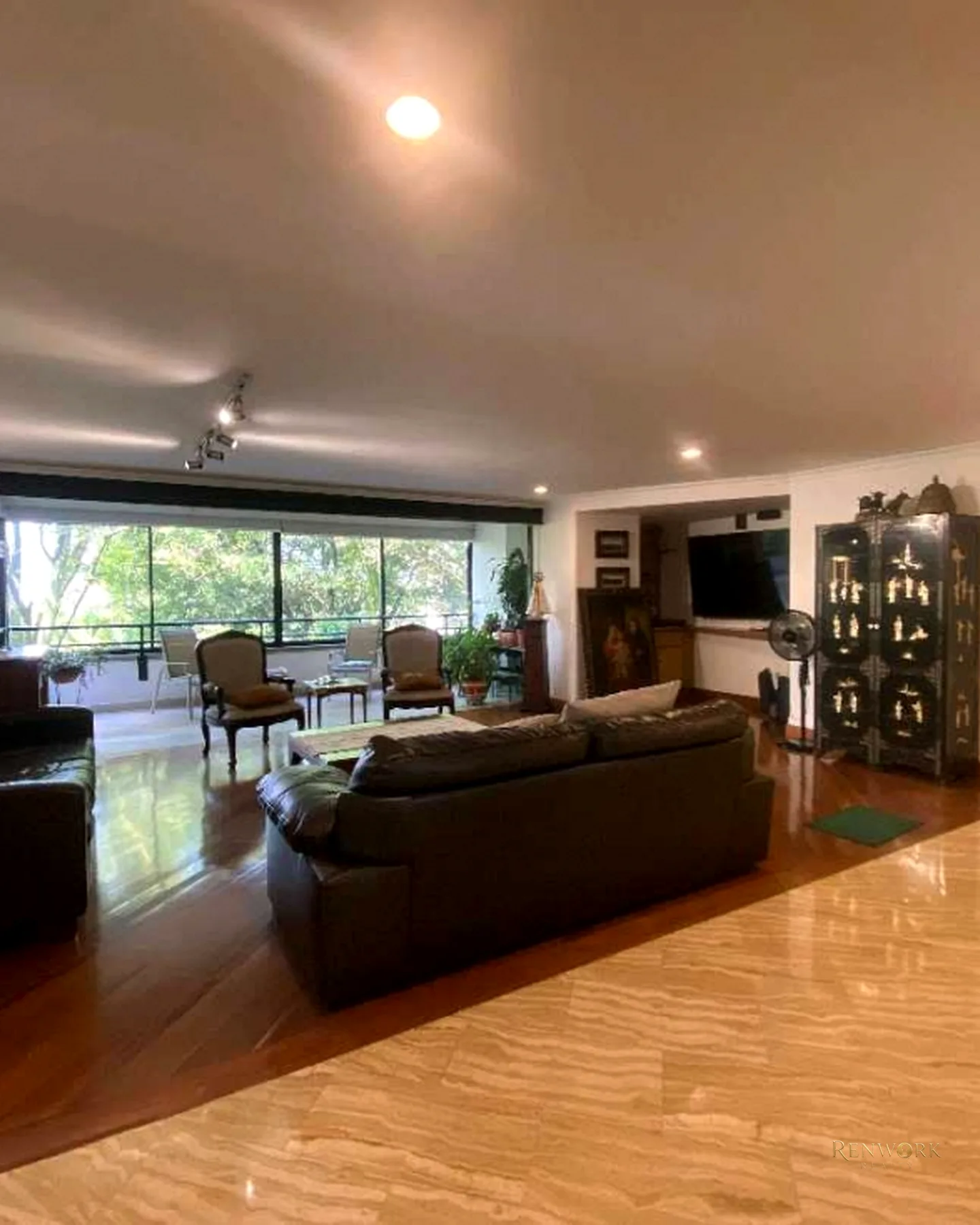 VENTA APARTAMENTO EN EL POBLADO ,4 ALCOBAS,CERCA MUSEO EL CASTILLO! · foto 5