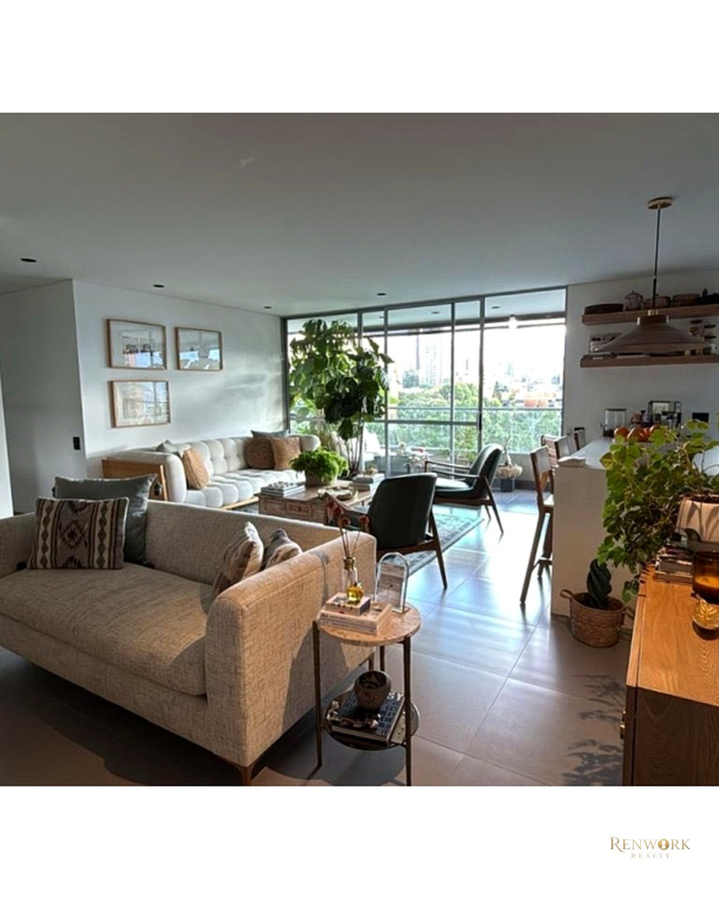 Vista de VENTA APARTAMENTO EN EL POBLADO DE 103 MTS