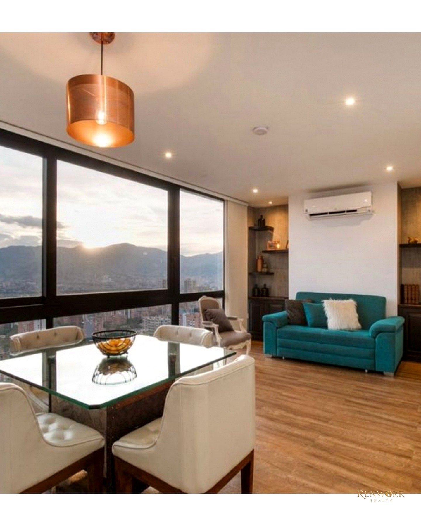 Vista de VENTA APARTAMENTO EN EL POBLADO DE 67 MTS PERMITE RENTAS CORTAS
