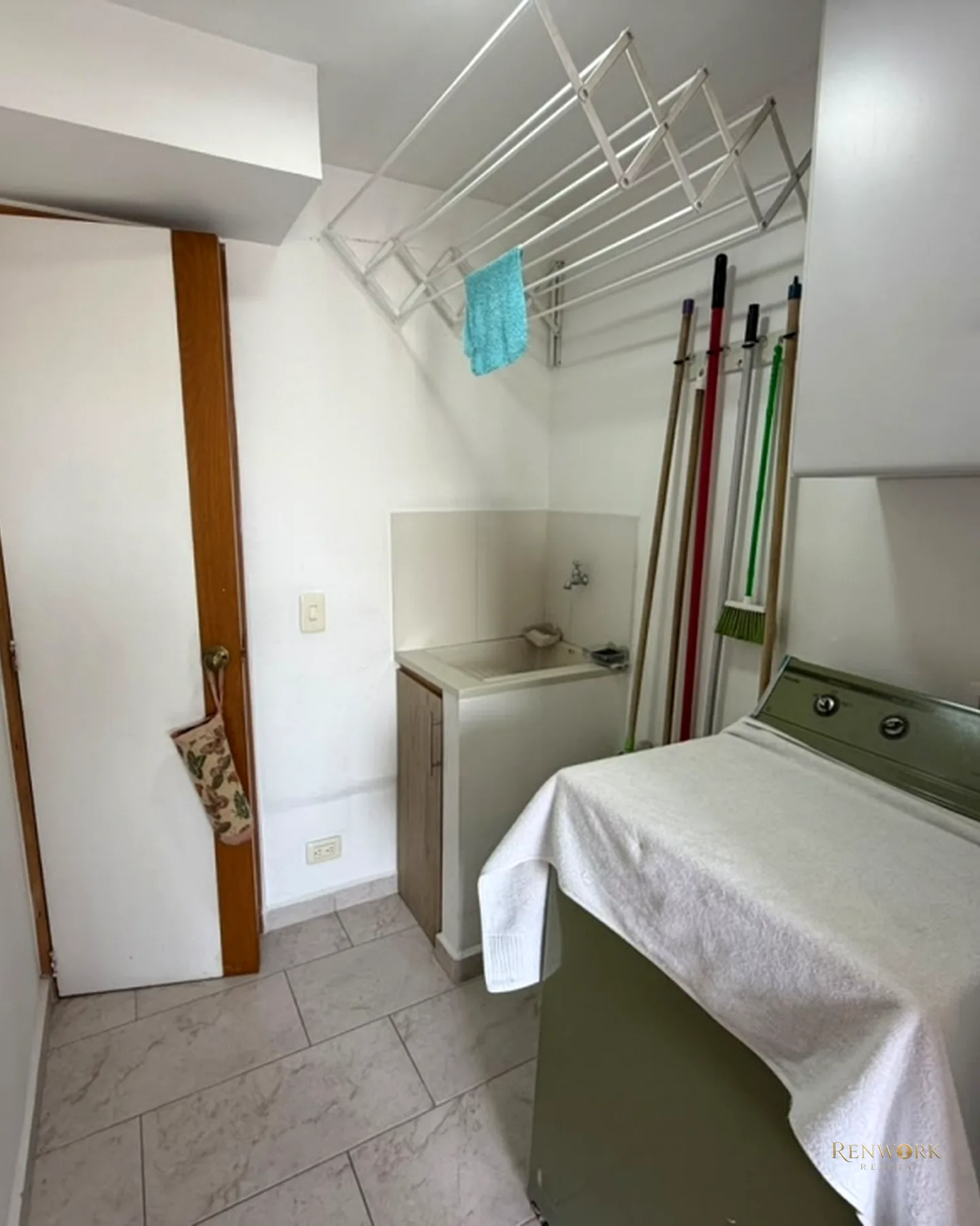VENTA APARTAMENTO EN EL POBLADO SECTOR EL VERGEL CERCA A VIZCAYA · foto 11
