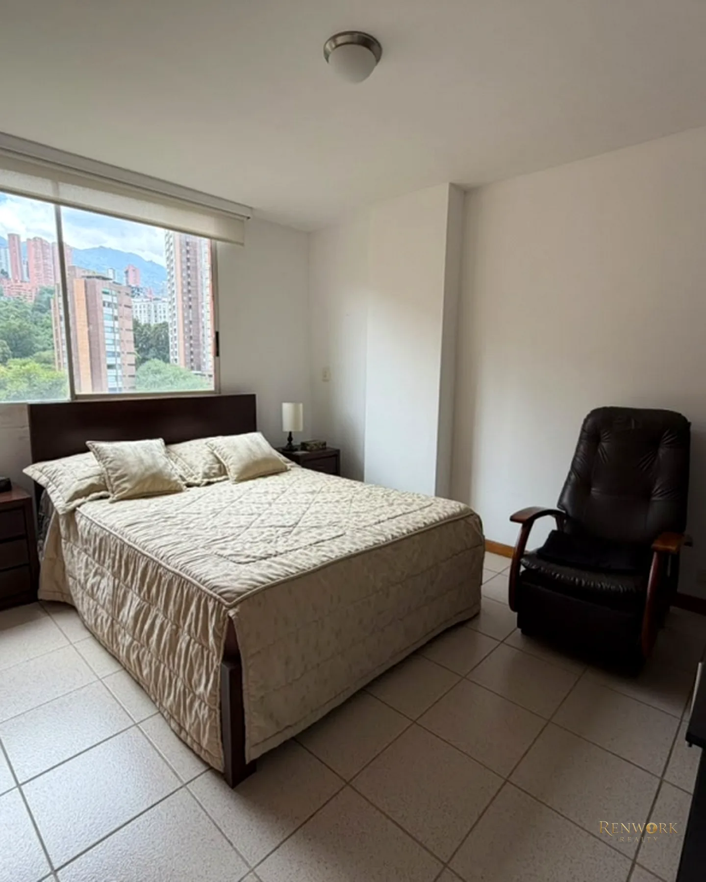 VENTA APARTAMENTO EN EL POBLADO SECTOR EL VERGEL CERCA A VIZCAYA · foto 18