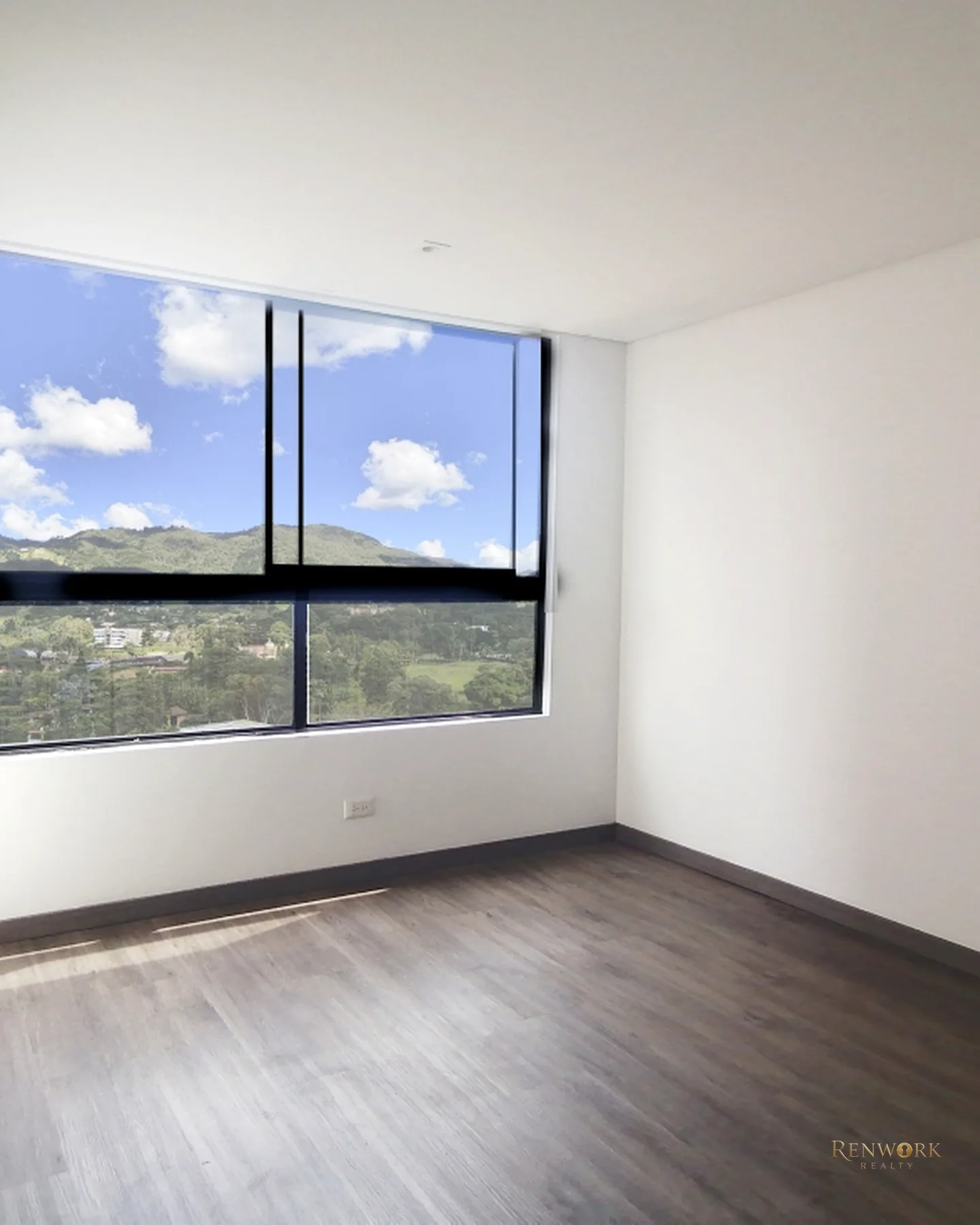 VENTA APARTAMENTO EN ENVIGADO, LOMA DE LAS BRUJAS. MODERNO. PISO ALTO · foto 9