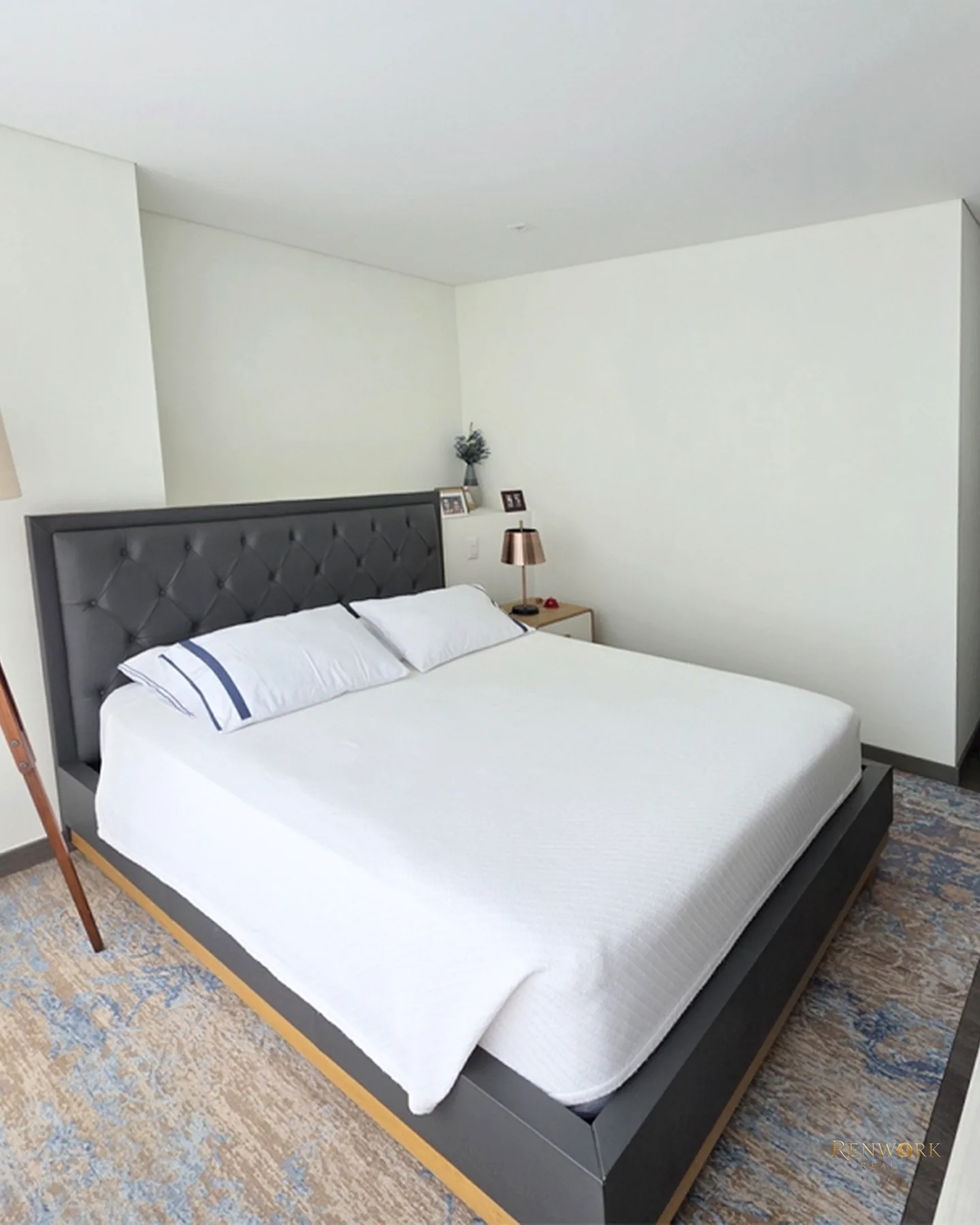 VENTA APARTAMENTO EN ENVIGADO, LOMA DE LAS BRUJAS. PISO BAJO. MODERNO · foto 10