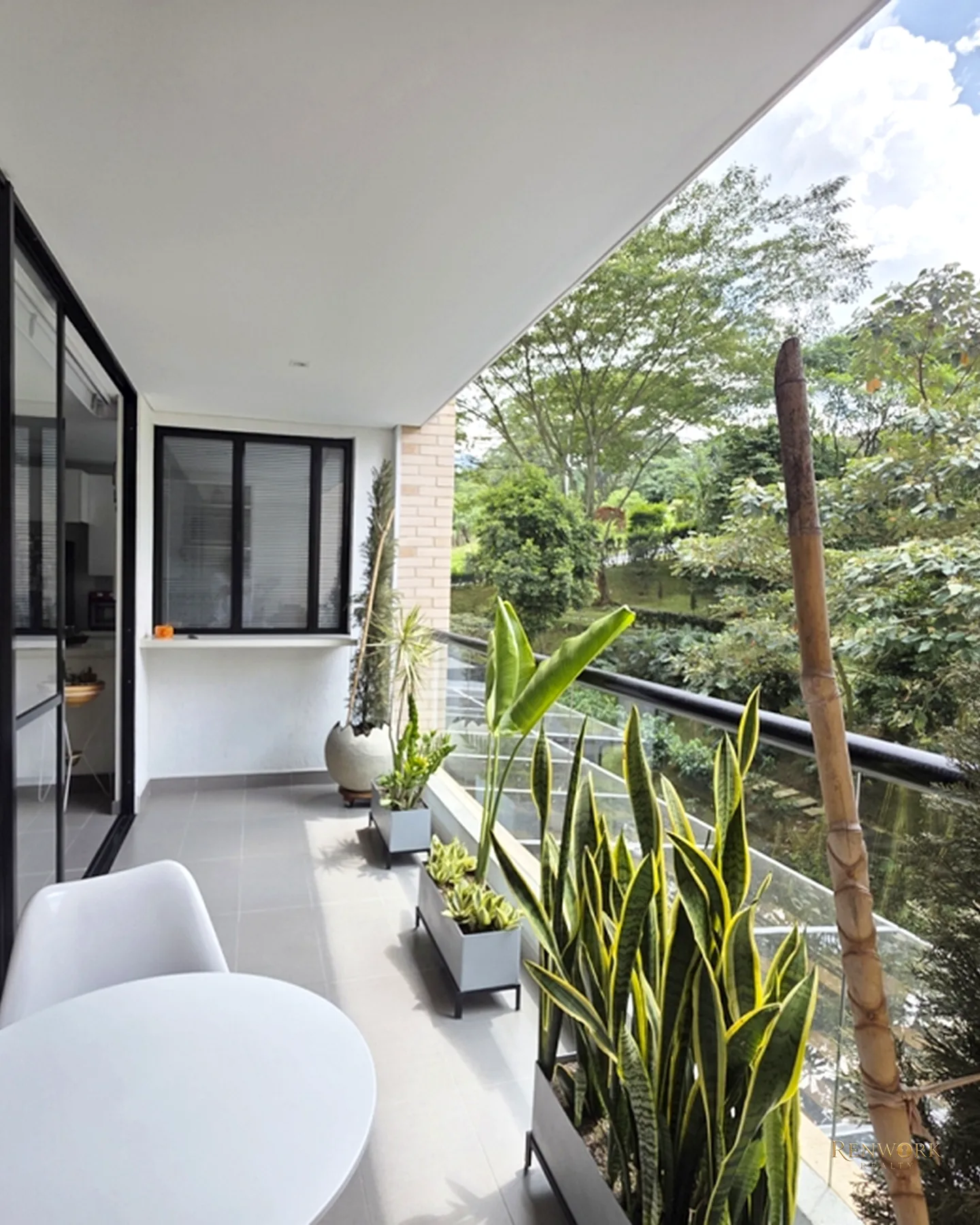 VENTA APARTAMENTO EN ENVIGADO, LOMA DE LAS BRUJAS. PISO BAJO. MODERNO · foto 19