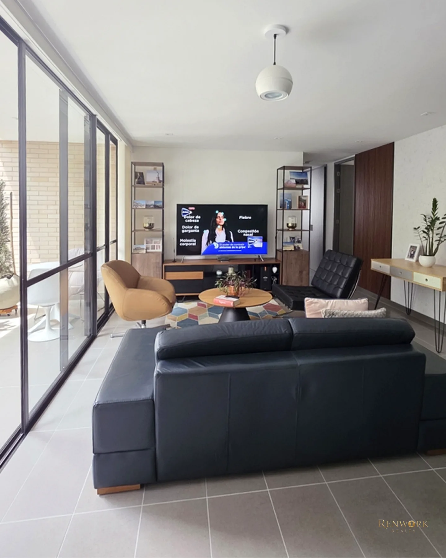 VENTA APARTAMENTO EN ENVIGADO, LOMA DE LAS BRUJAS. PISO BAJO. MODERNO · foto 3