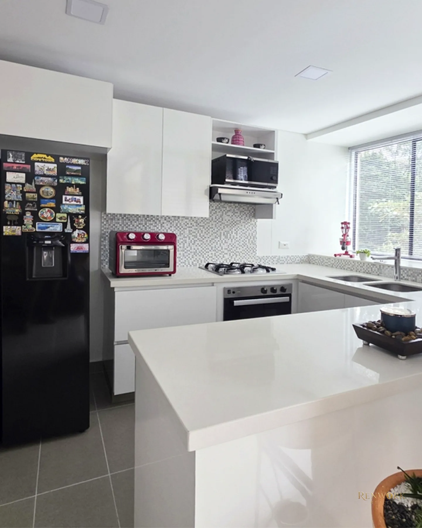 VENTA APARTAMENTO EN ENVIGADO, LOMA DE LAS BRUJAS. PISO BAJO. MODERNO · foto 7