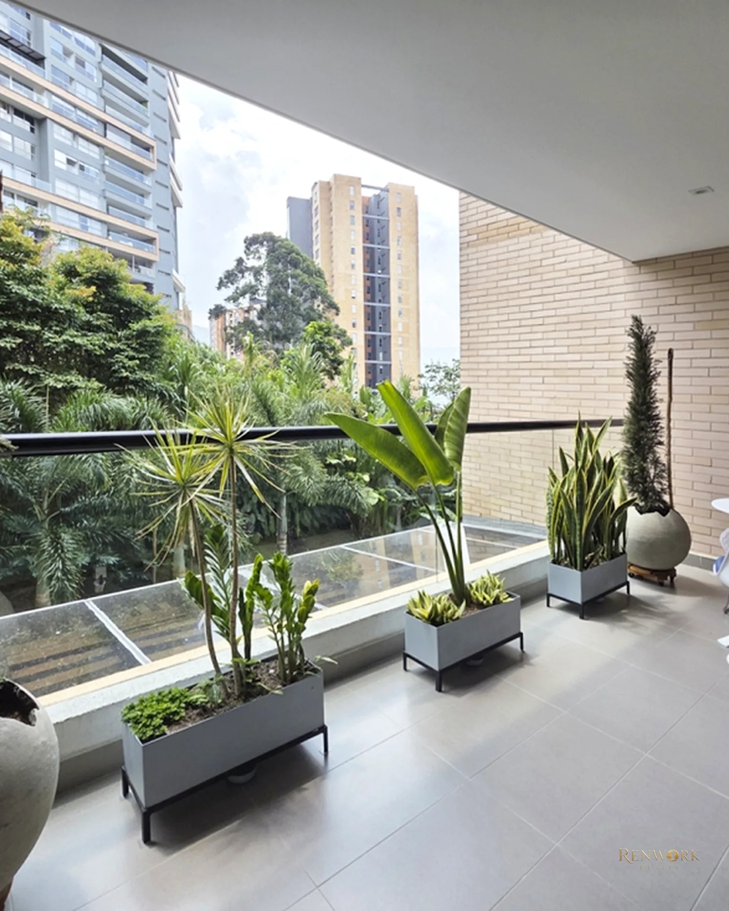 VENTA APARTAMENTO EN ENVIGADO, LOMA DE LAS BRUJAS. PISO BAJO. MODERNO · foto 18