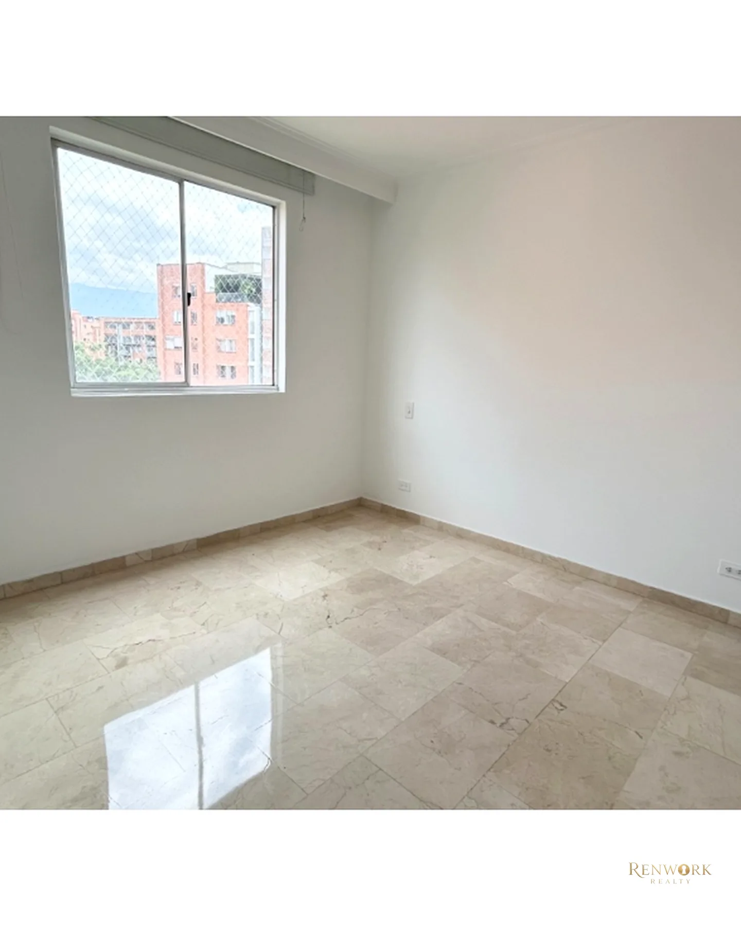 VENTA APARTAMENTO EN LAURELES CERCA A TODO · foto 10