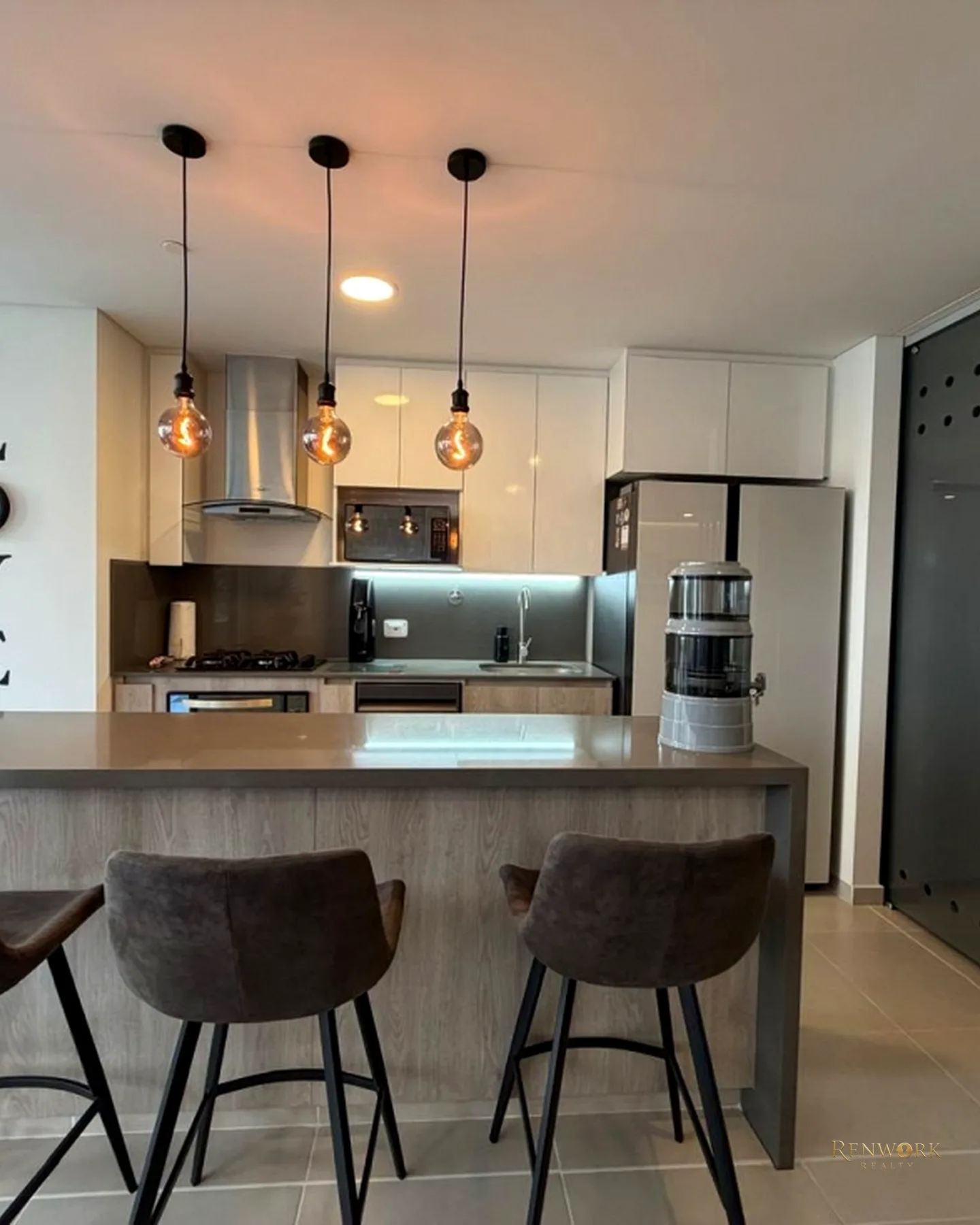 VENTA APARTAMENTO EN LOMA DE LOS MESA - ENVIGADO · foto 2