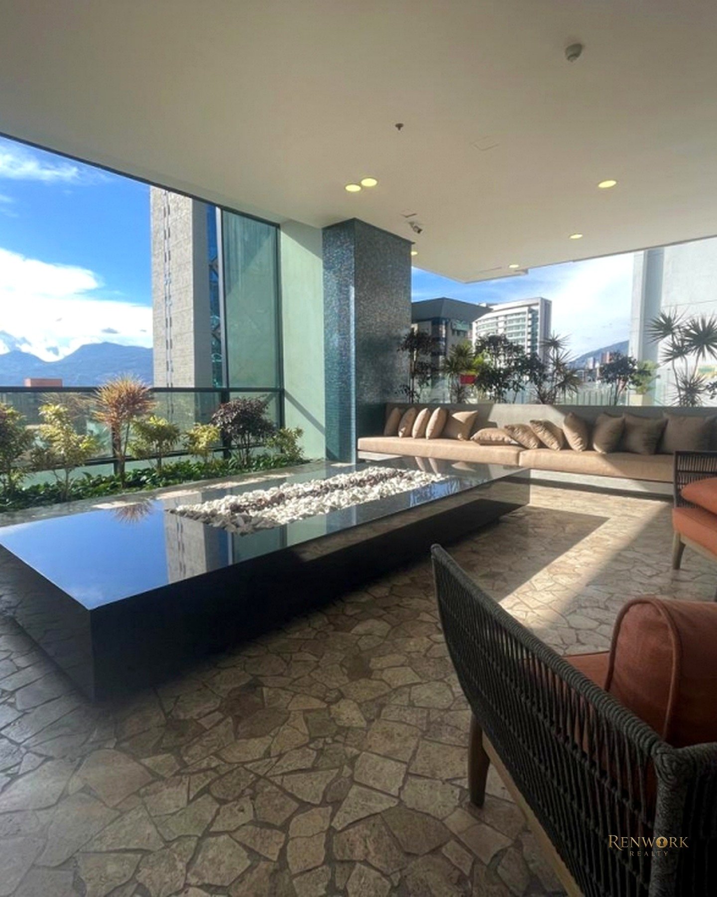 VENTA APARTAMENTO EN MILLA DE ORO · foto 7
