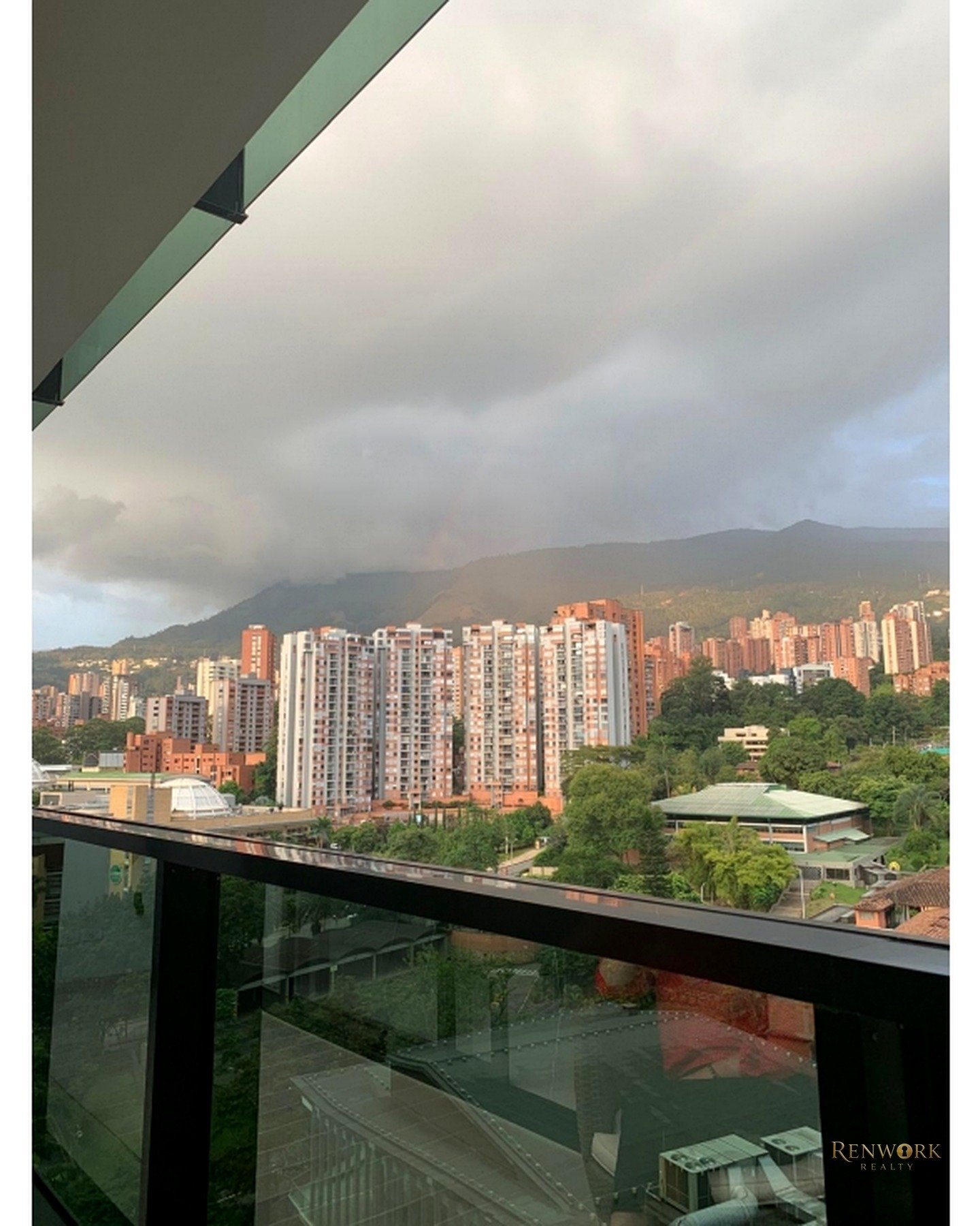 VENTA APARTAMENTO EN MILLA DE ORO · foto 3