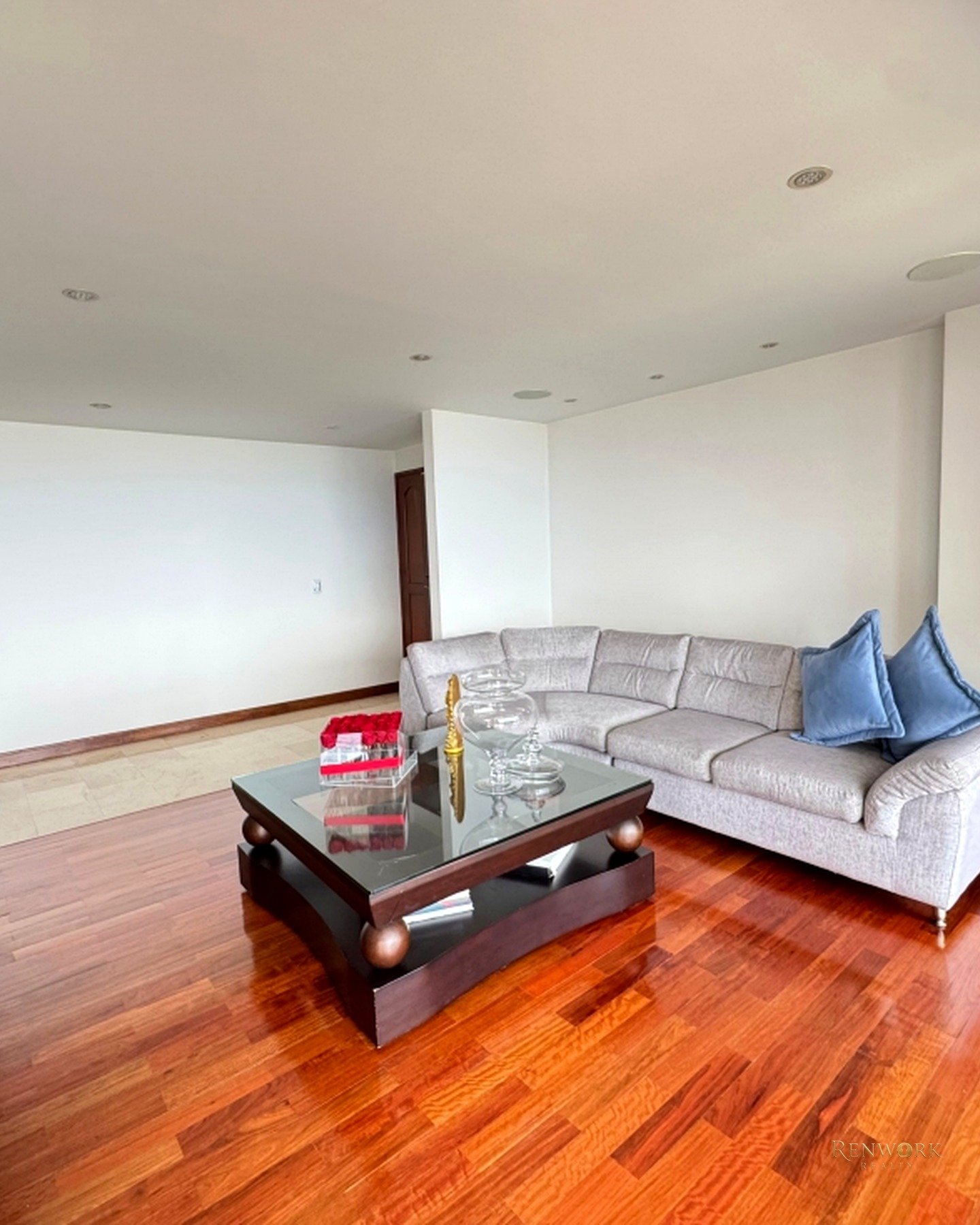 VENTA APARTAMENTO EN POBLADO ALTO, VISTA CIUDAD. · foto 6