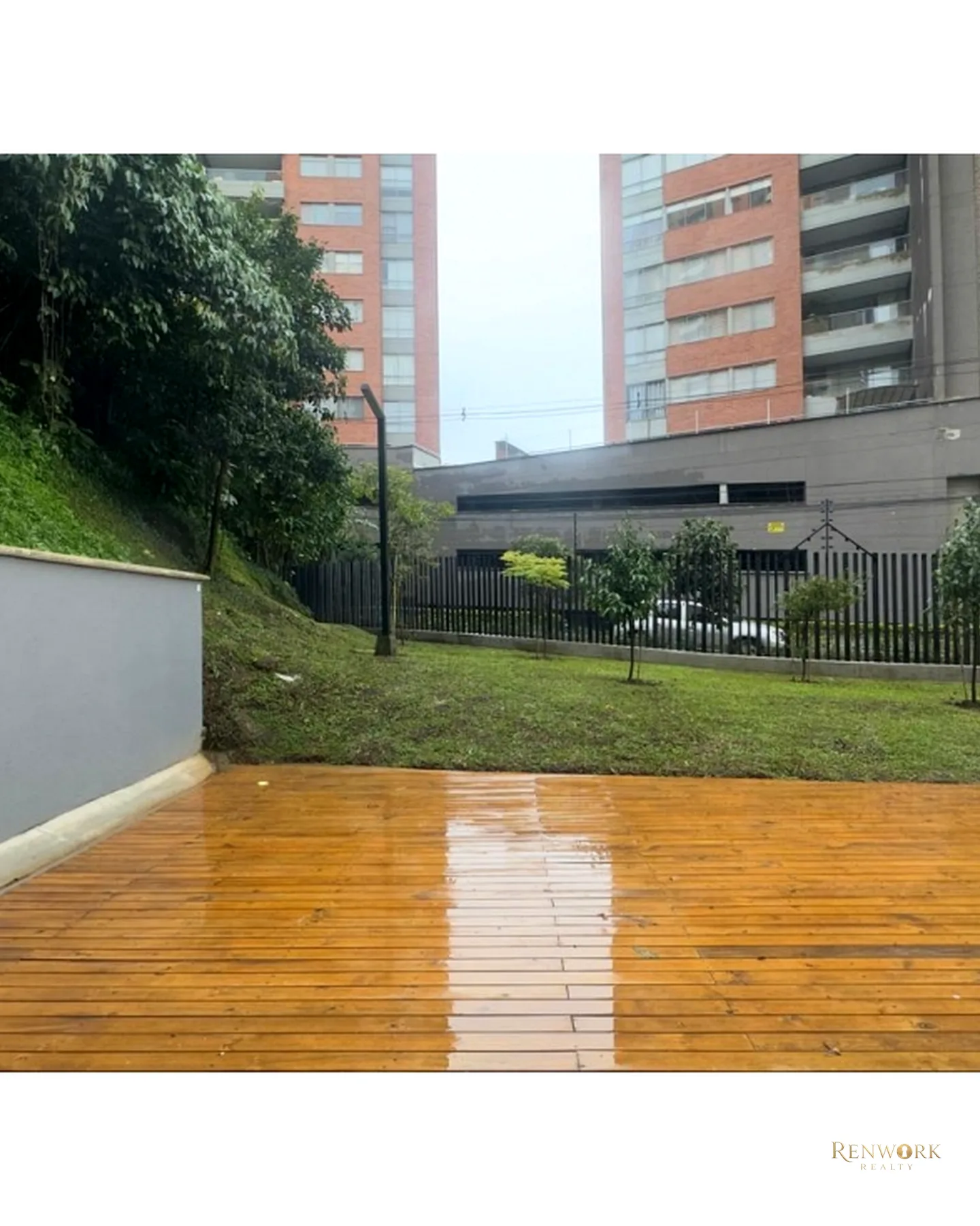 VENTA APARTAMENTO ENVIGADO LOMA DE LOS MESA $1.073 MILLONES · foto 18