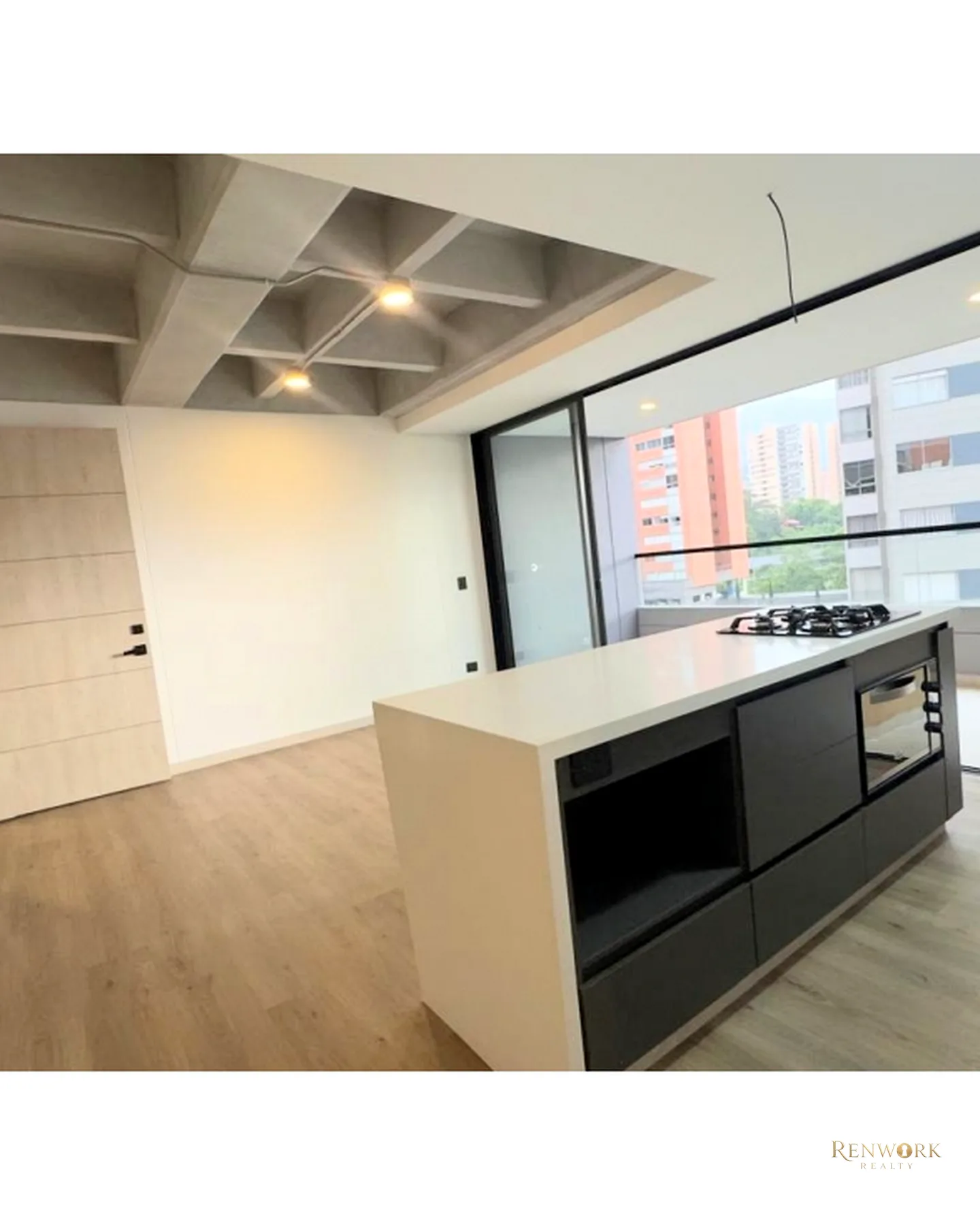 VENTA APARTAMENTO ENVIGADO LOMA DE LOS MESA $1.073 MILLONES · foto 3