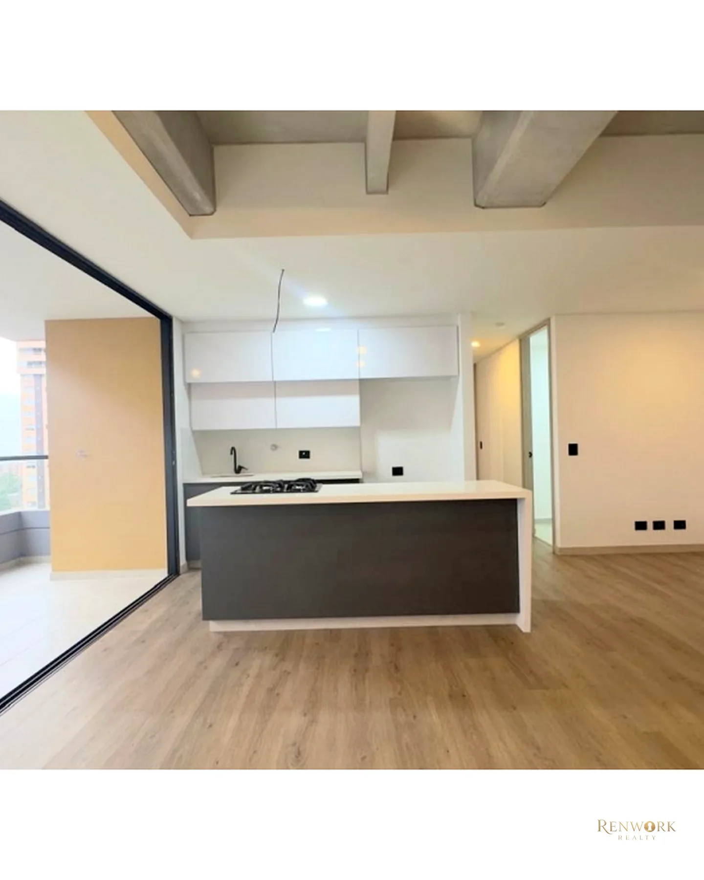 VENTA APARTAMENTO ENVIGADO LOMA DE LOS MESA $1.073 MILLONES · foto 2