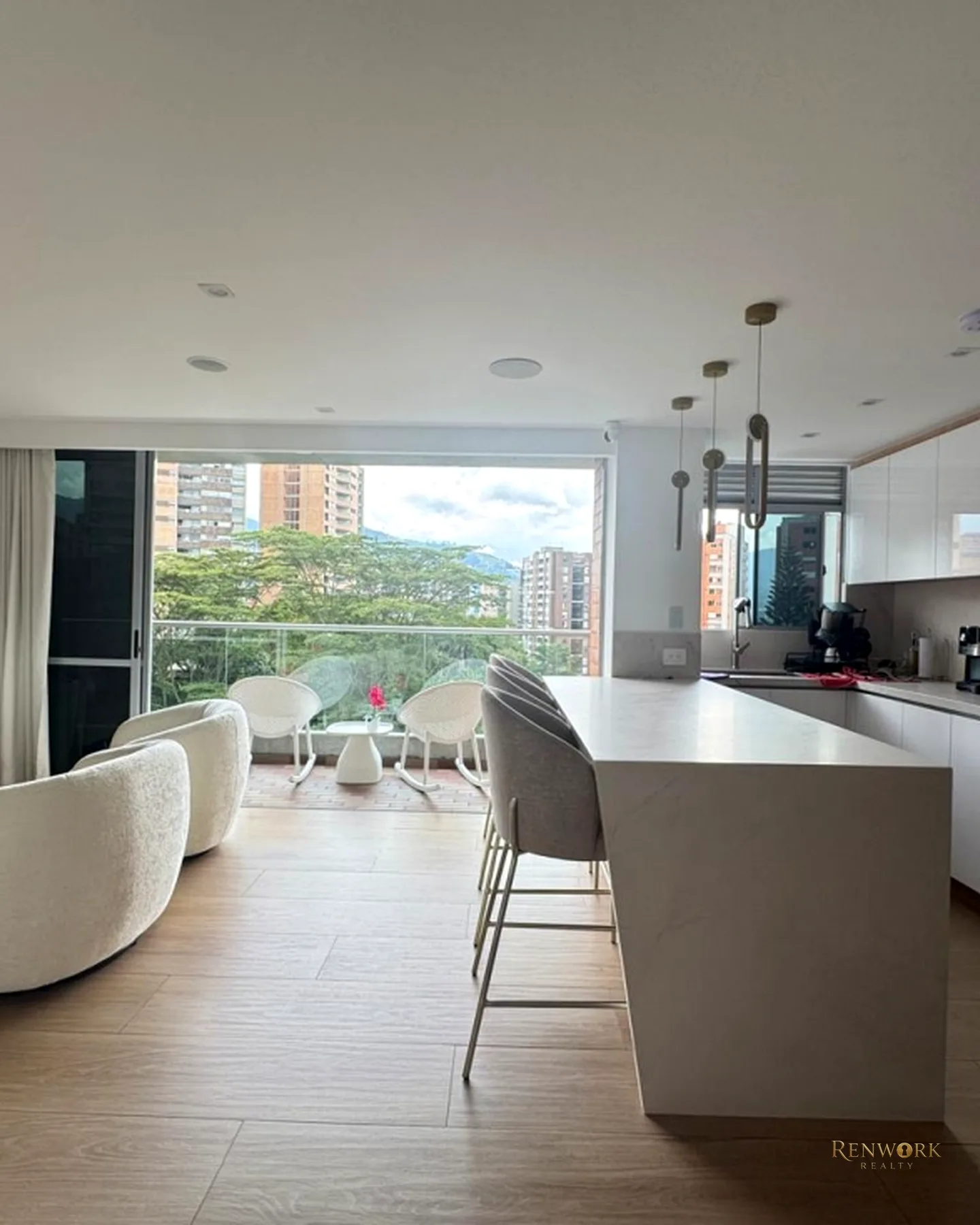 VENTA APARTAMENTO ENVIGADO, LOMA DEL CHOCHO · foto 2