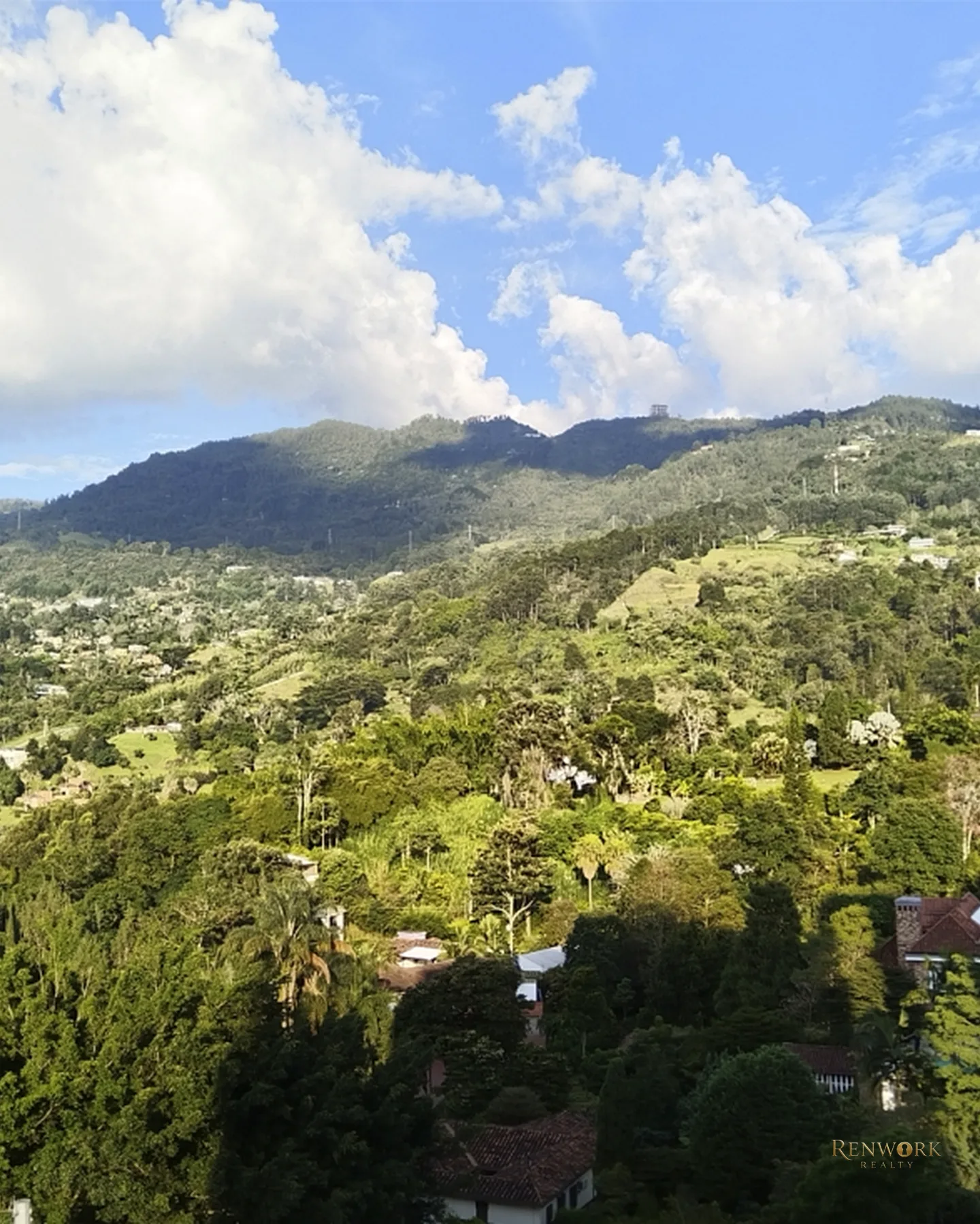 VENTA APARTAMENTO ENVIGADO, LOMA DEL ESCOBERO. UNIDAD SÚPER COMPLETA. · foto 22