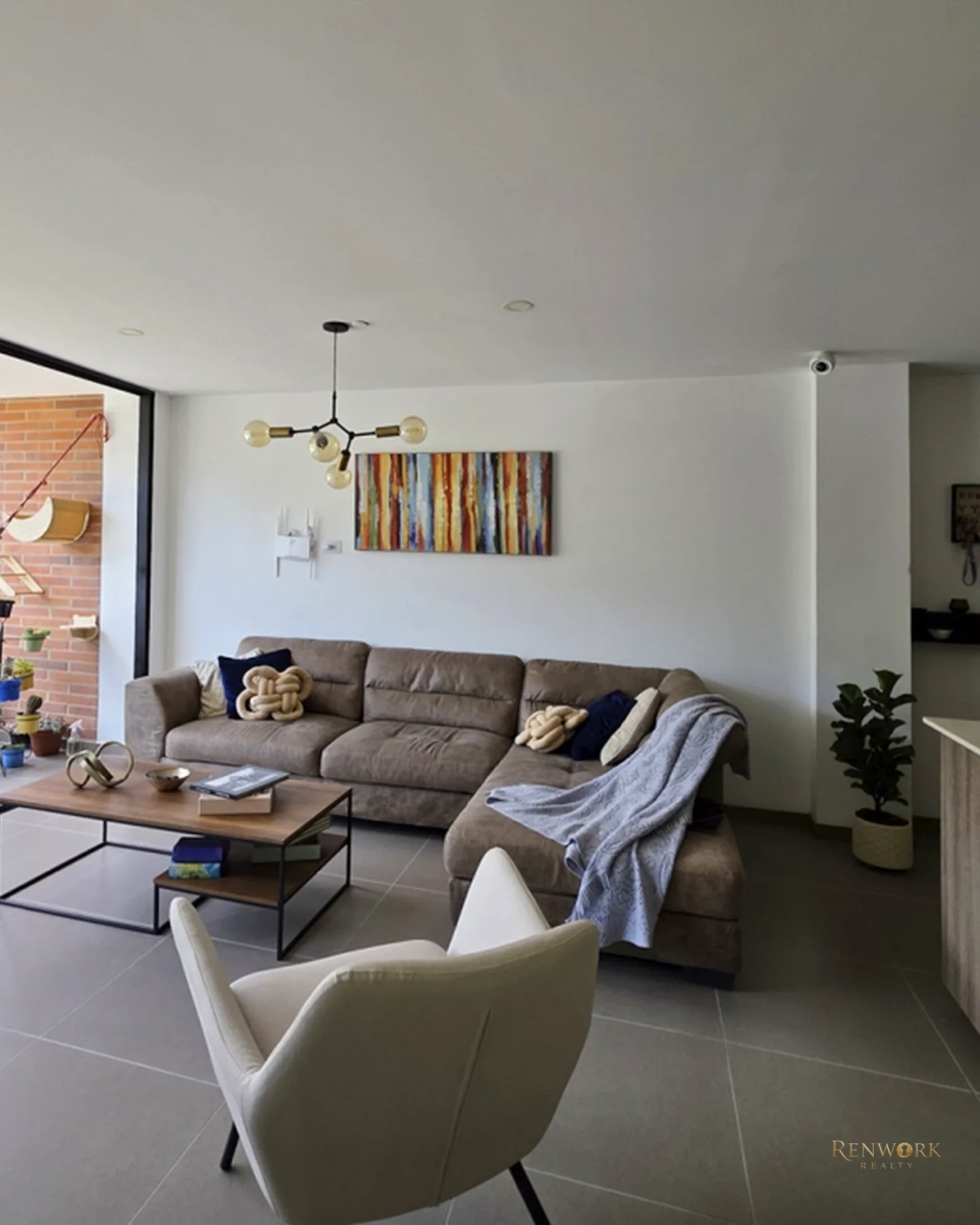 VENTA APARTAMENTO ENVIGADO, LOMA DEL ESCOBERO. UNIDAD SÚPER COMPLETA. · foto 1