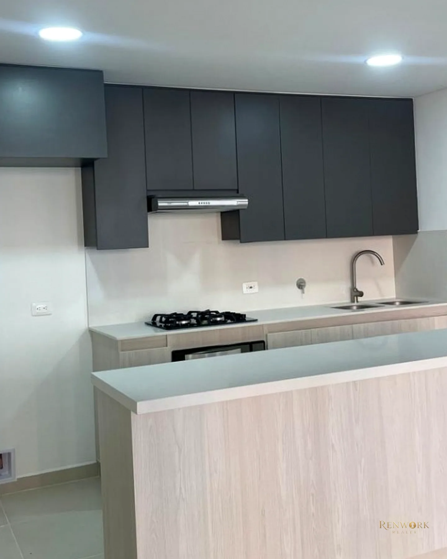 VENTA APARTAMENTO ENVIGADO LOS MESA NUEVO CON TERRAZA PRIVADA · foto 4