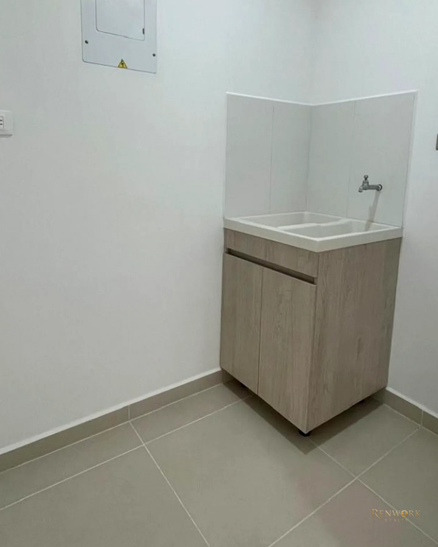 VENTA APARTAMENTO ENVIGADO LOS MESA NUEVO CON TERRAZA PRIVADA · foto 10