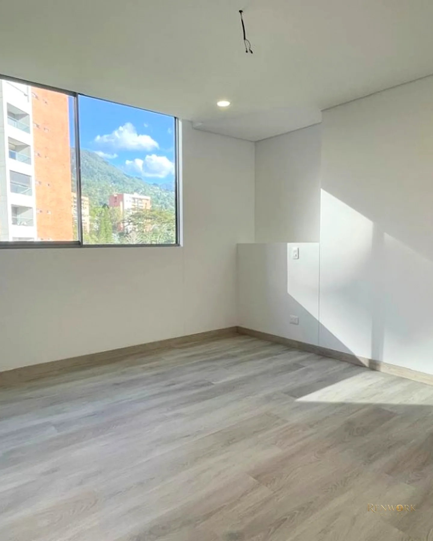 VENTA APARTAMENTO ENVIGADO LOS MESA NUEVO CON TERRAZA PRIVADA · foto 7