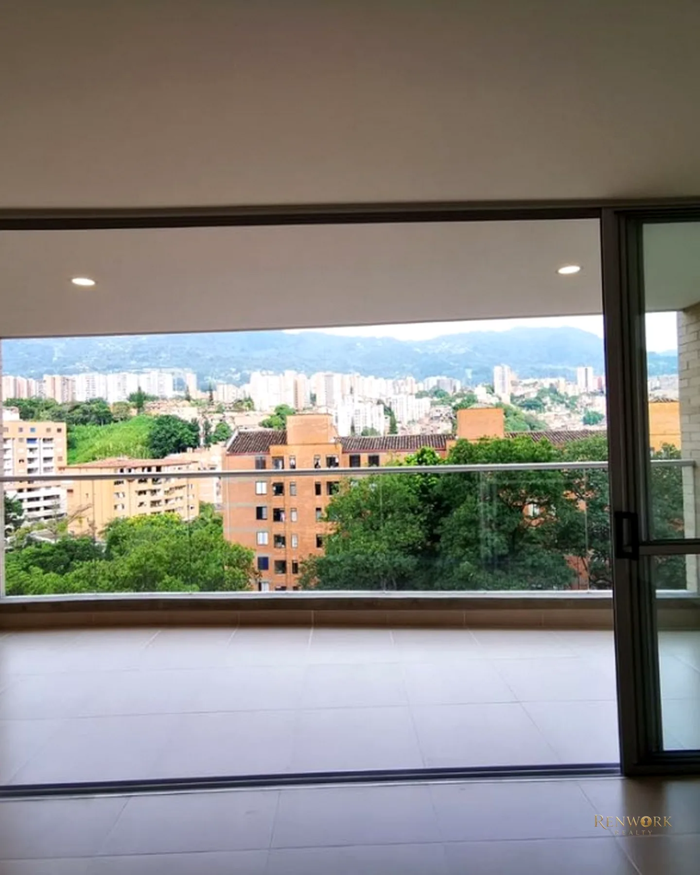 VENTA APARTAMENTO ENVIGADO PARTE BAJA · foto 10