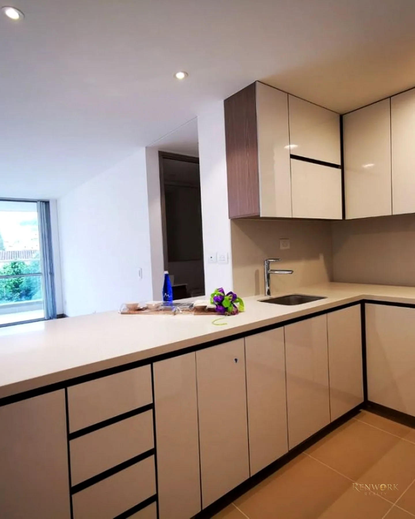 VENTA APARTAMENTO ENVIGADO PARTE BAJA · foto 2