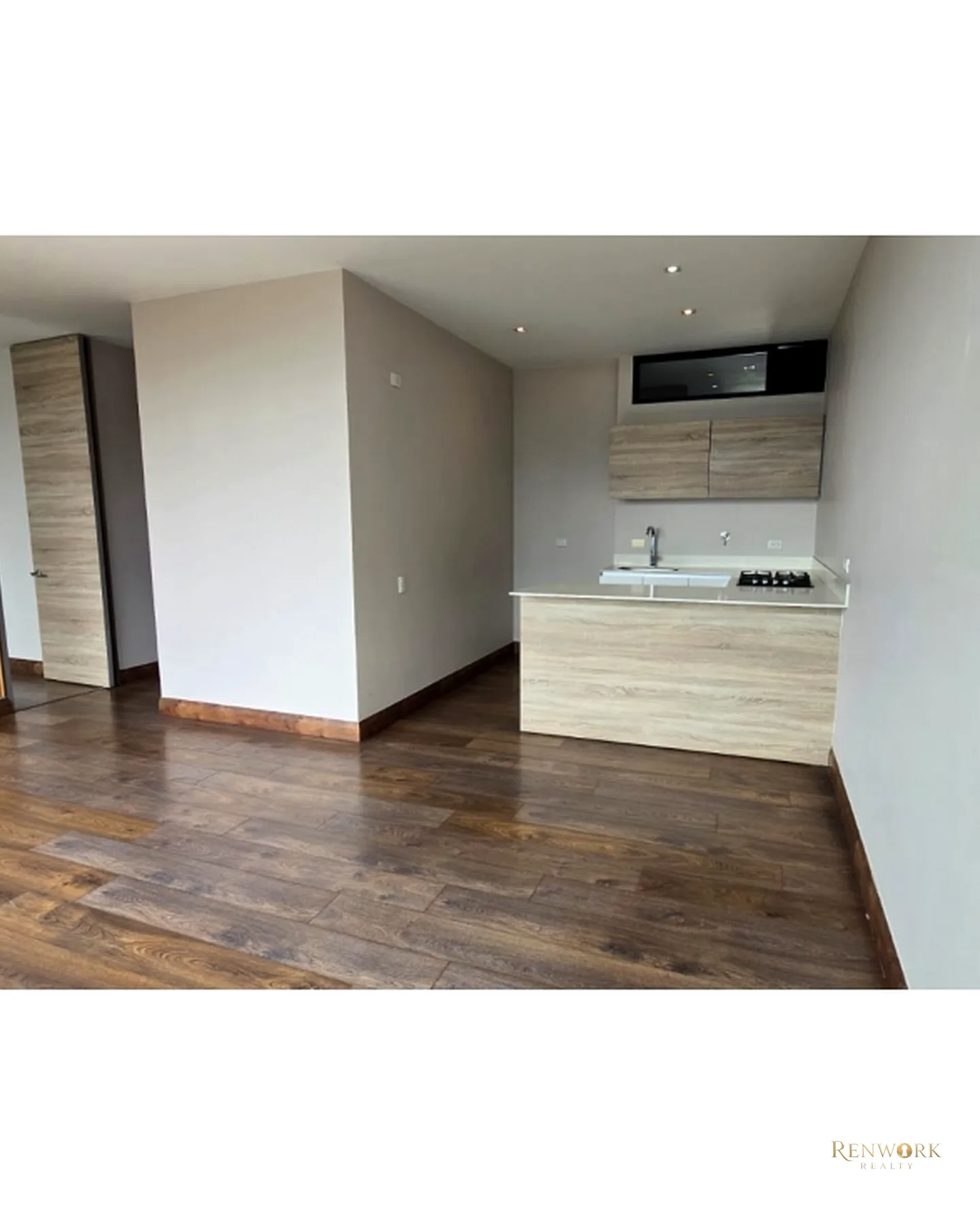 VENTA APARTAMENTO EXCELENTE UNIDAD EN EL POBLADO · foto 4