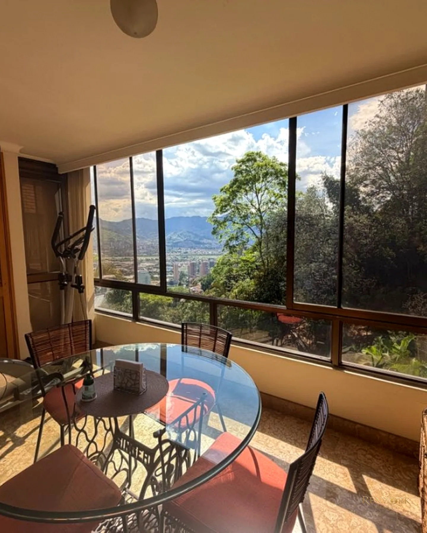 VENTA APARTAMENTO LAS PALMAS CERCA AL COUNTRY · foto 7