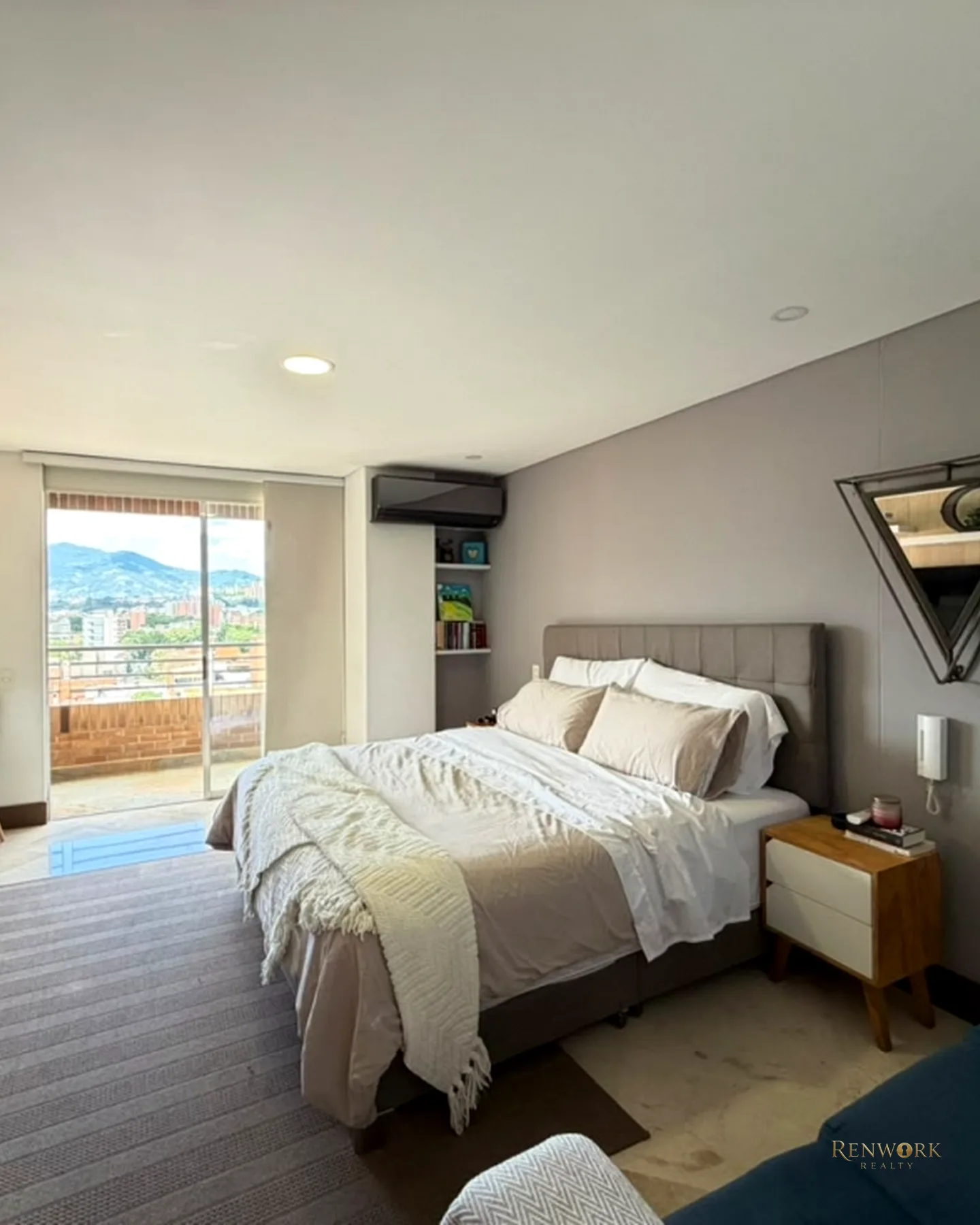VENTA APARTAMENTO - LAURELES. · foto 10