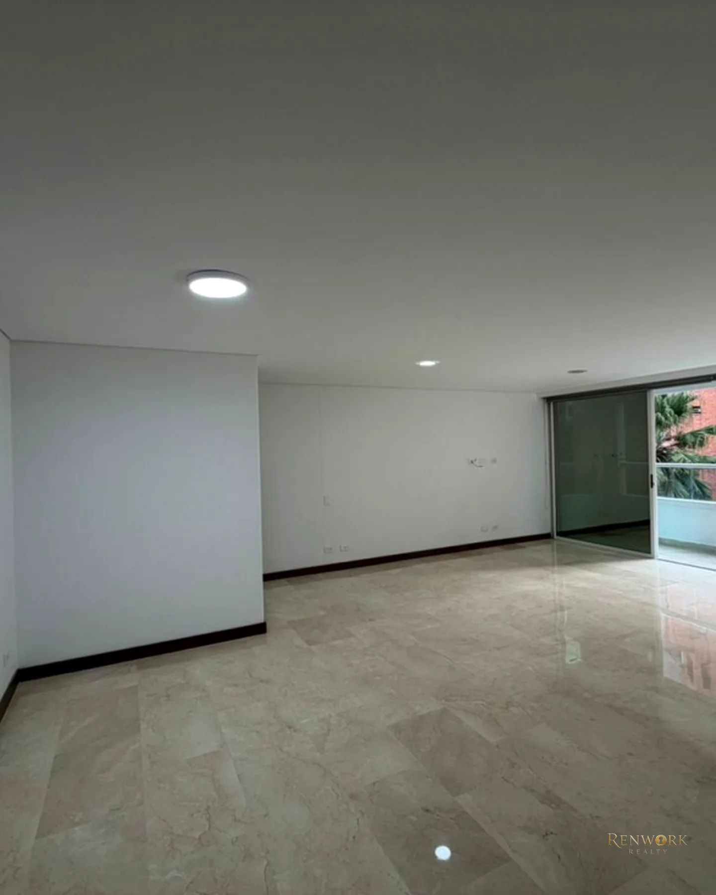 VENTA APARTAMENTO - LAURELES · foto 2