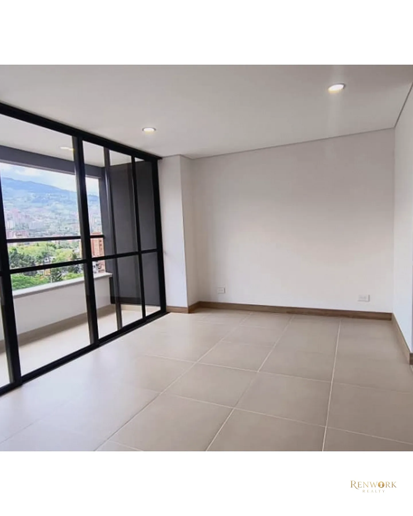 VENTA APARTAMENTO - LAURELES. · foto 1