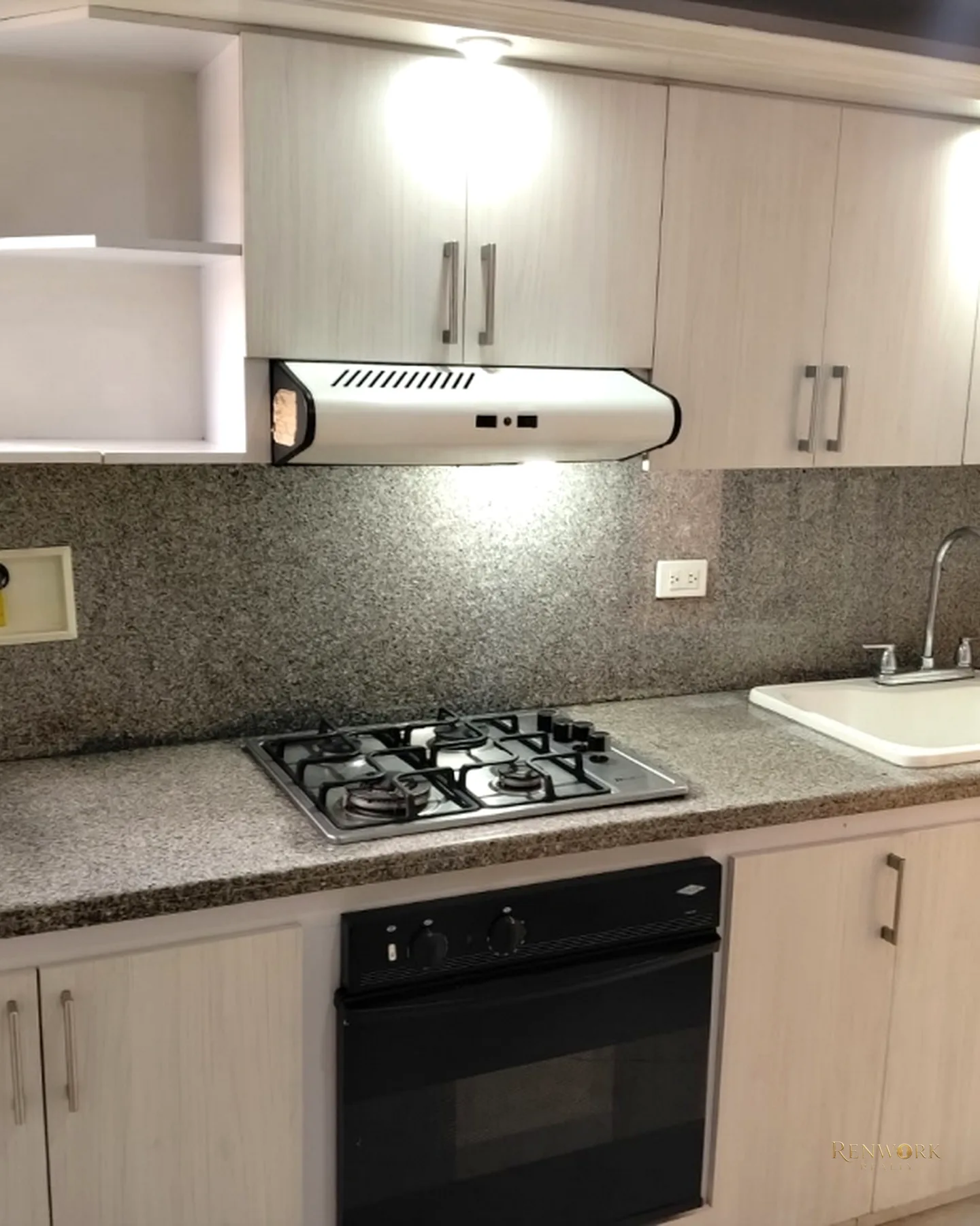 VENTA APARTAMENTO - LAURELES · foto 2