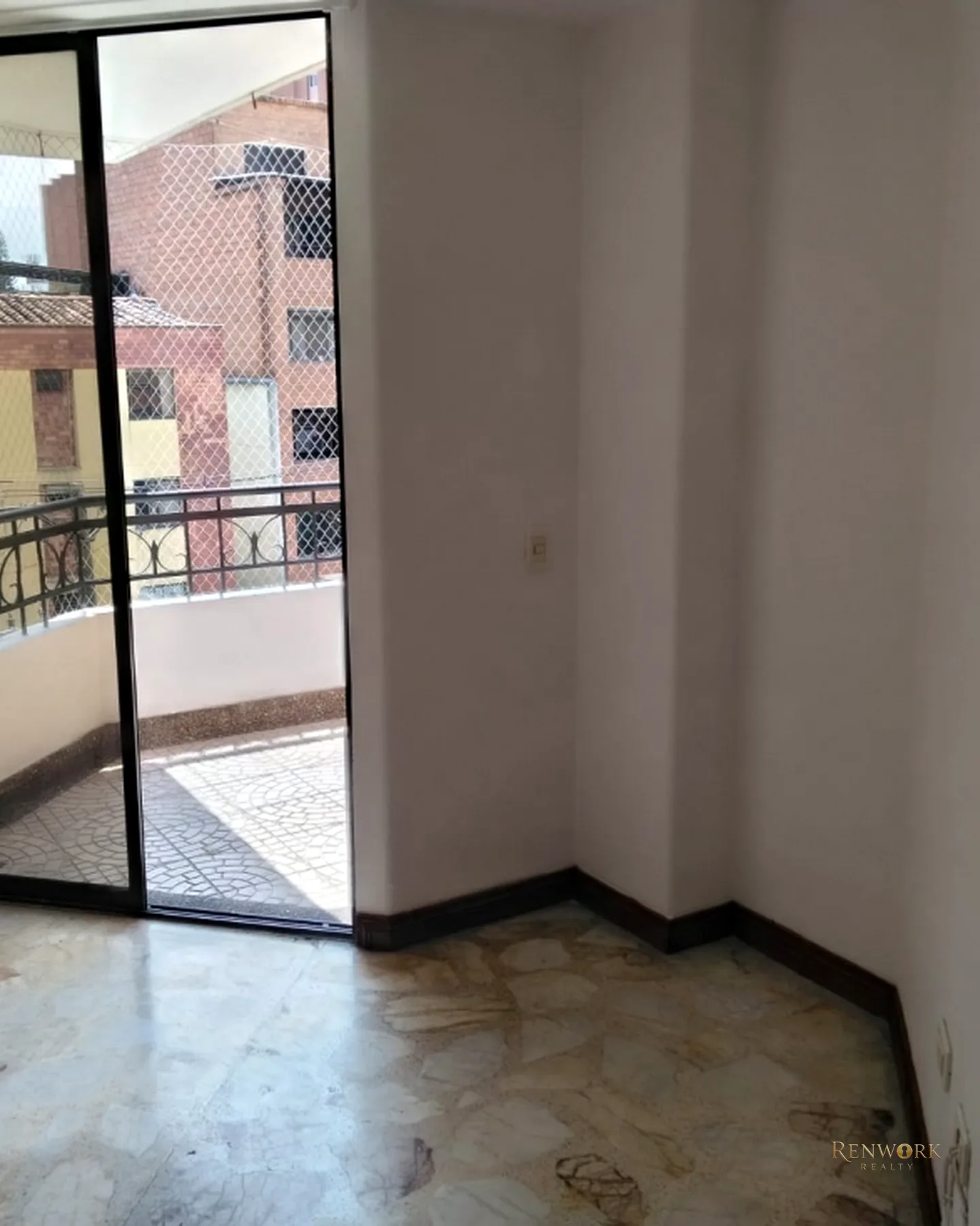 VENTA APARTAMENTO - LAURELES · foto 12