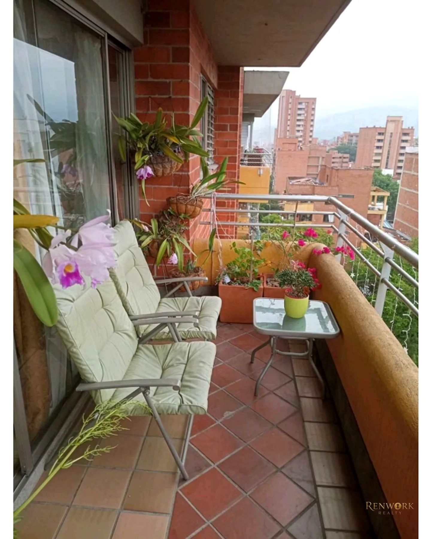 VENTA APARTAMENTO LAURELES · foto 14
