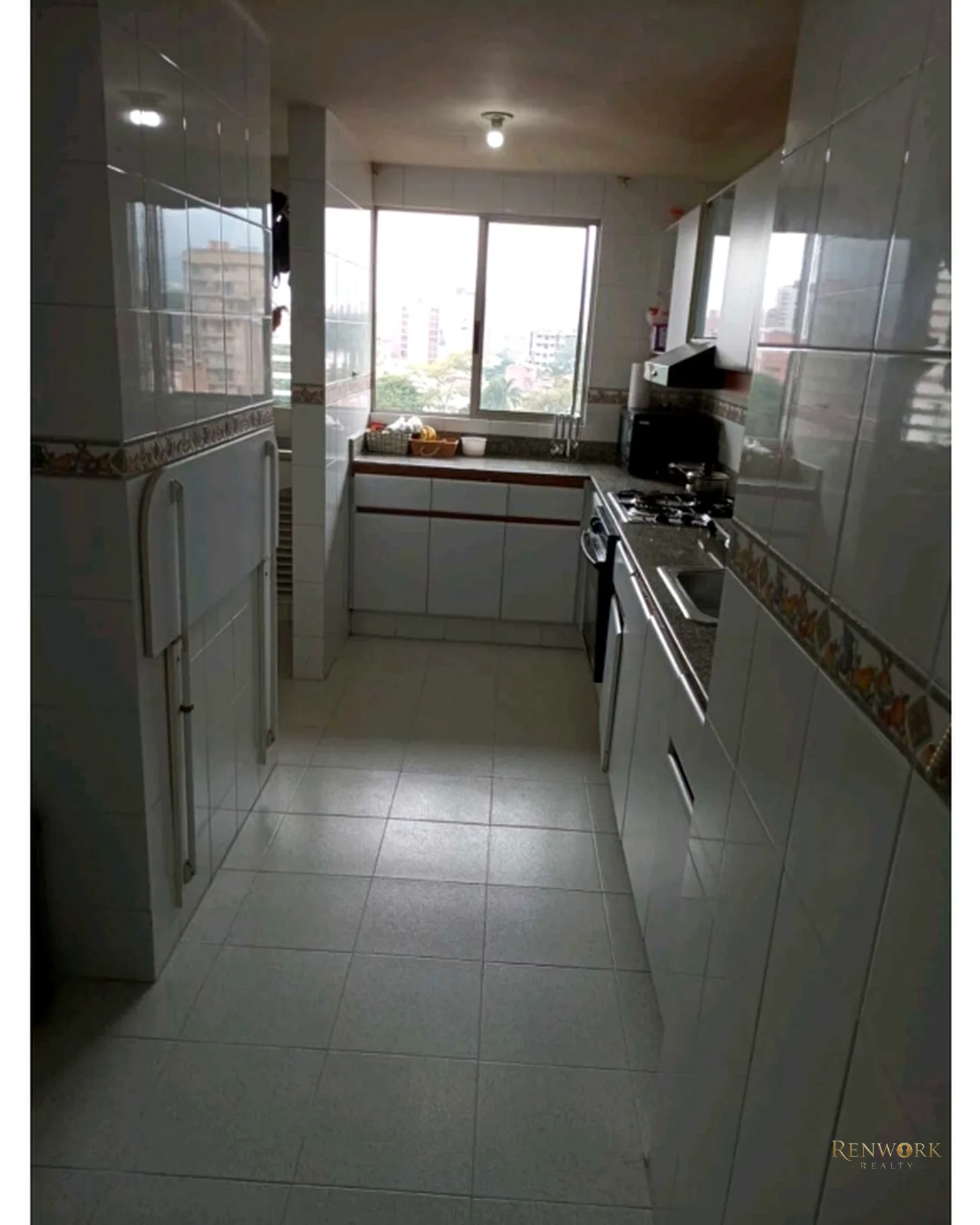 VENTA APARTAMENTO LAURELES · foto 3
