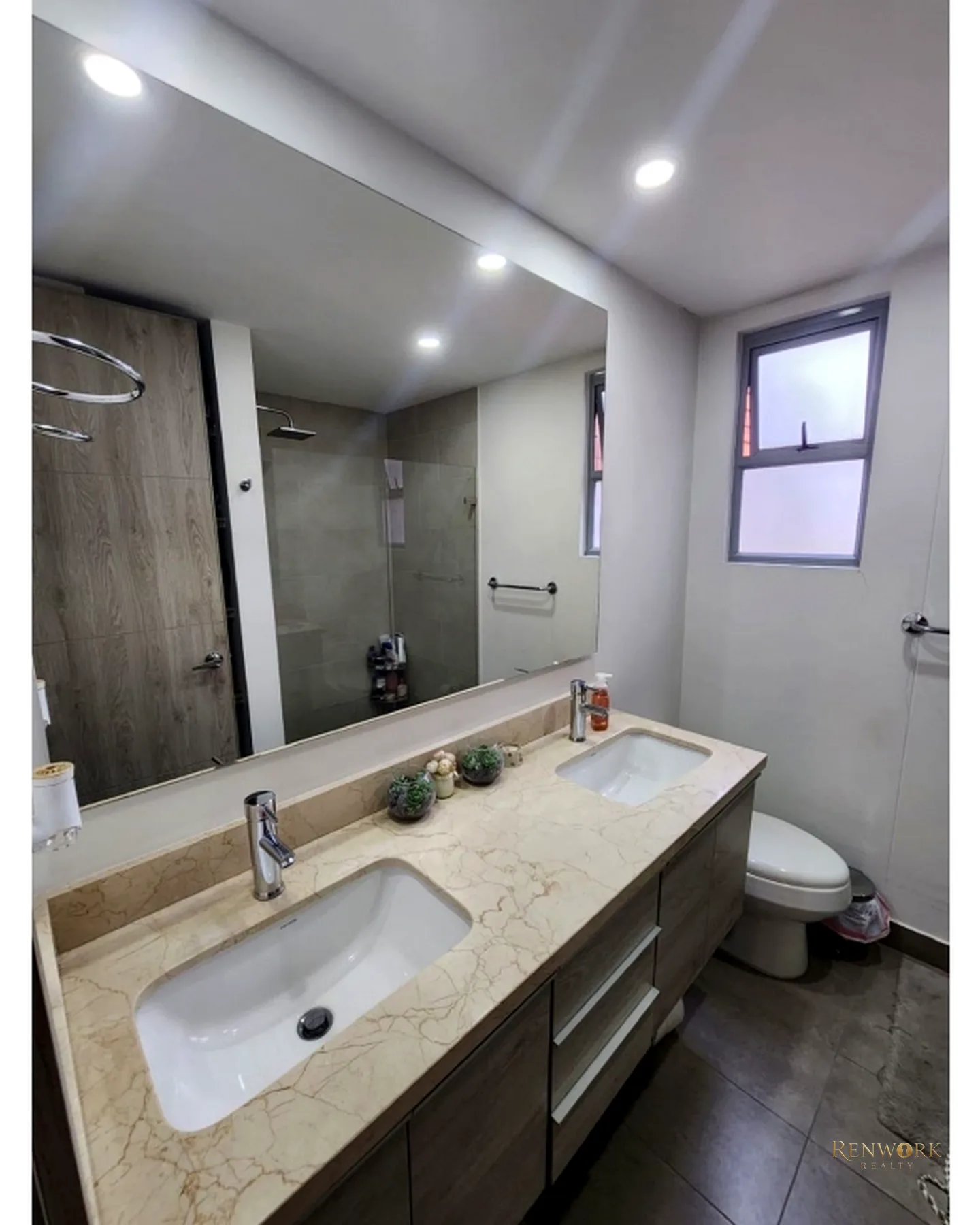 VENTA APARTAMENTO LAURELES · foto 8