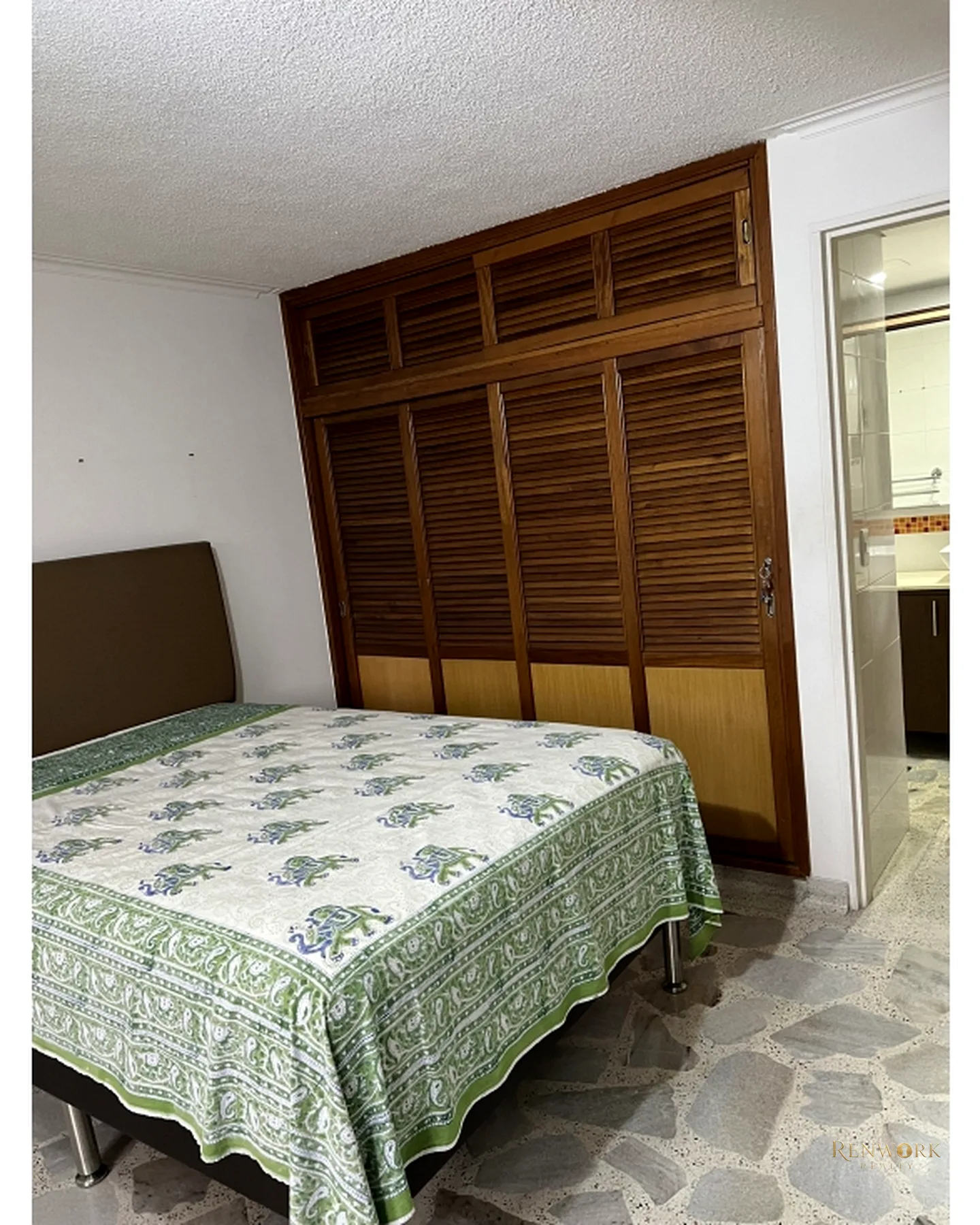 VENTA APARTAMENTO LAURELES MEDELLÍN 160 MTS2 · foto 3