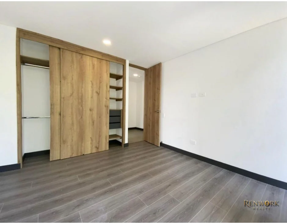 VENTA APARTAMENTO LAURELES MEDELLIN · foto 5