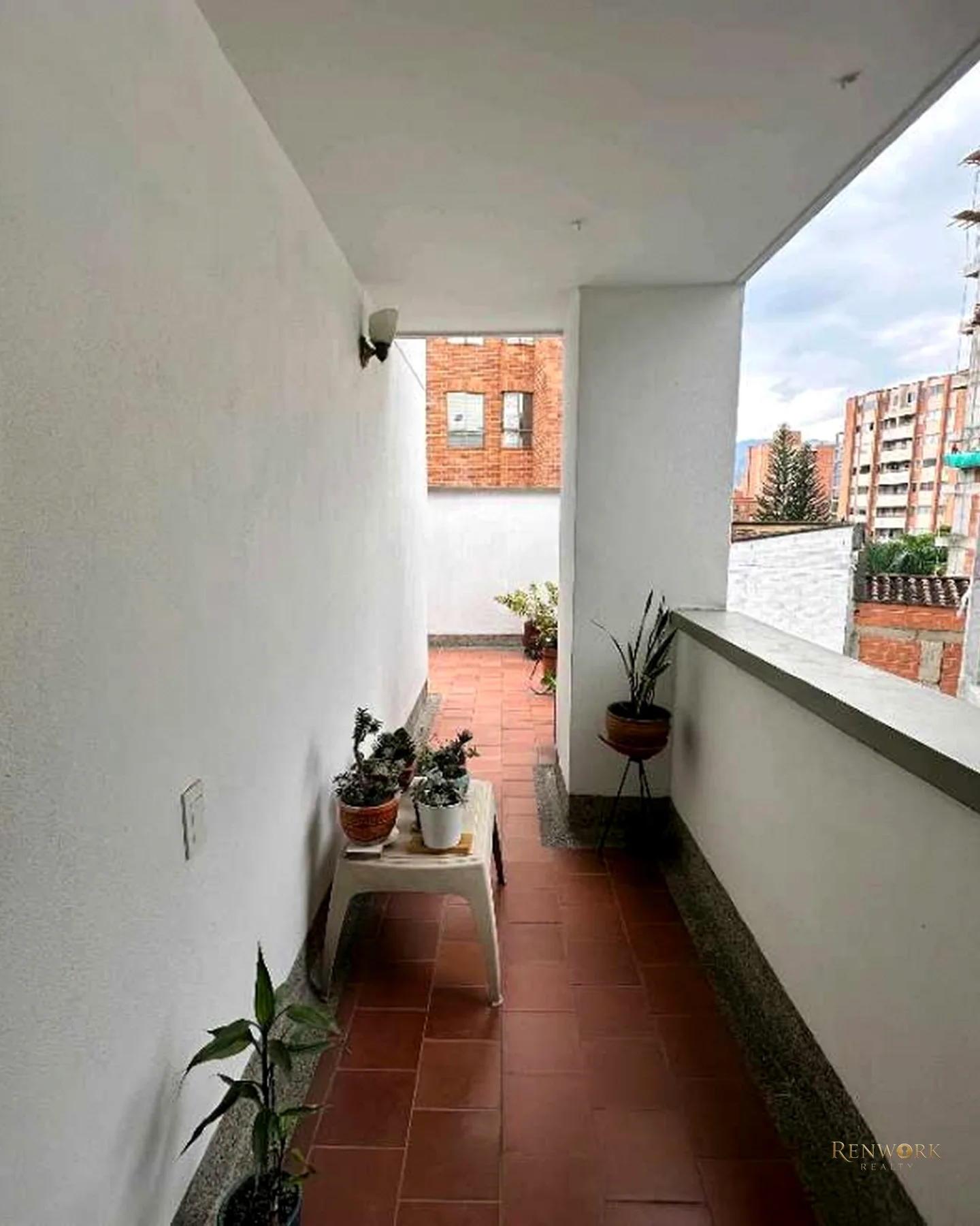 VENTA APARTAMENTO LAURELES SANTA TERESITA ESPACIOSO EXCELENTE ESTADO · foto 16