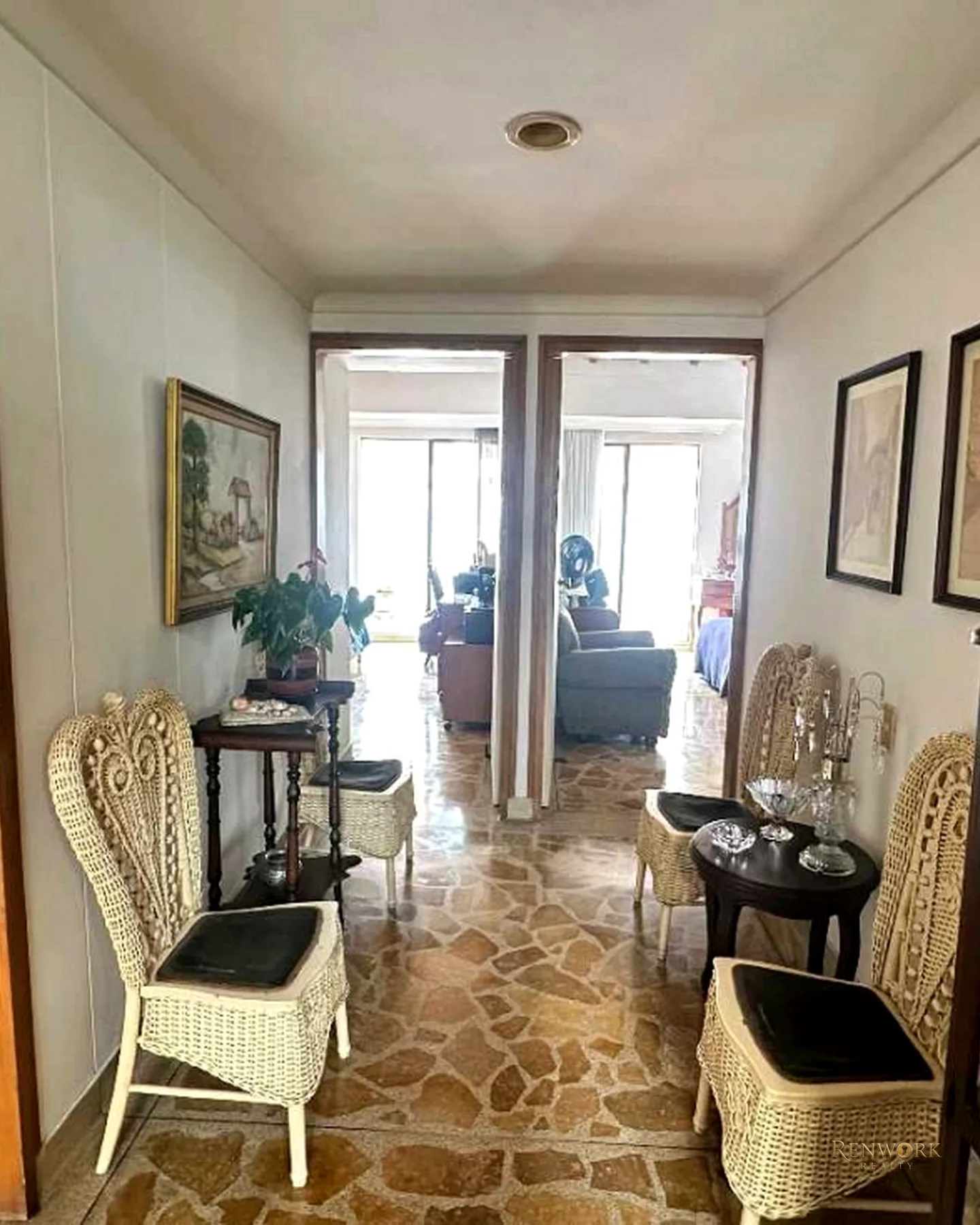 VENTA APARTAMENTO LAURELES SANTA TERESITA ESPACIOSO EXCELENTE ESTADO · foto 10