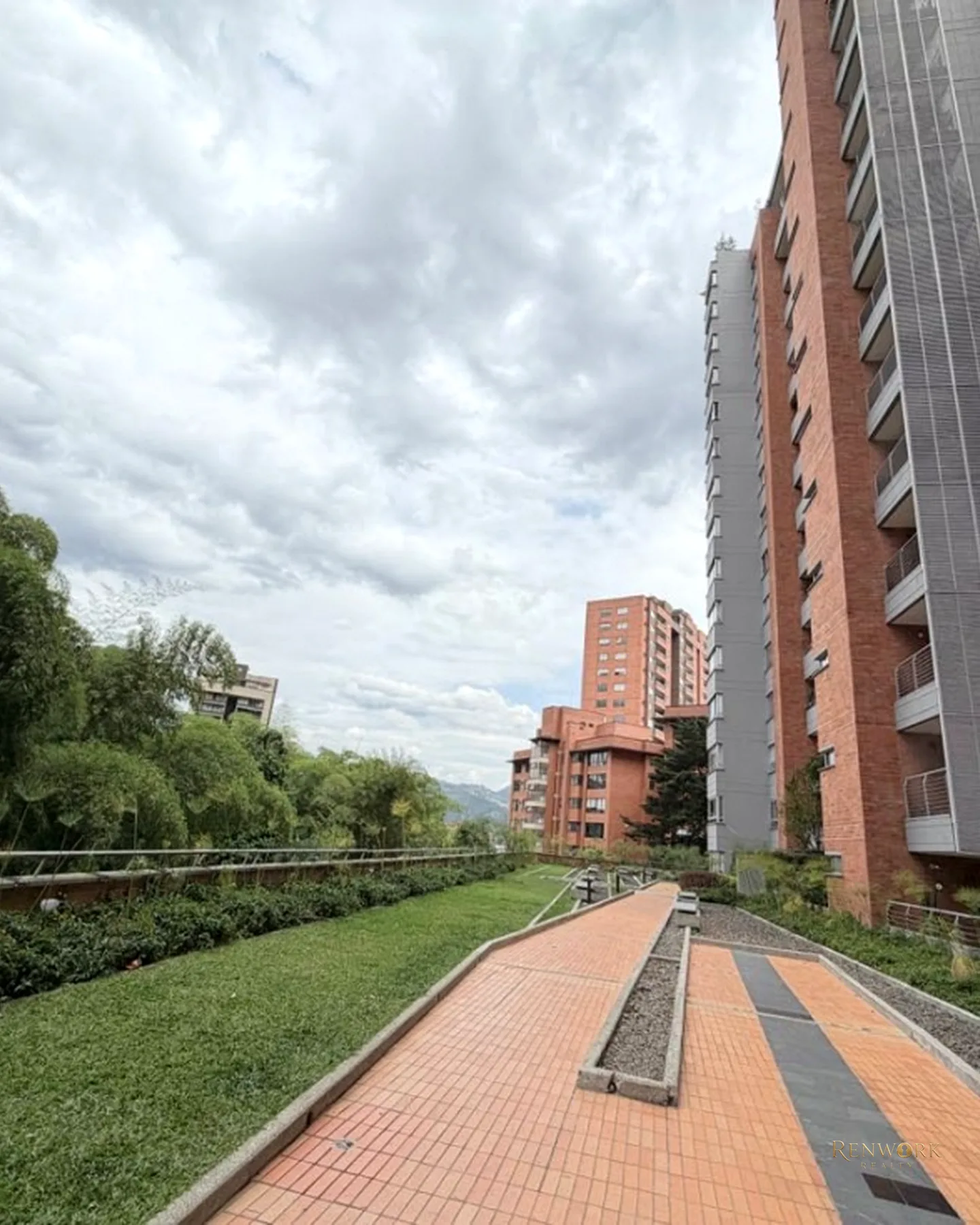 VENTA APARTAMENTO LINARES MEDELLÍN 120 MTS2 + 50 MTS2 DE TERRAZA · foto 15