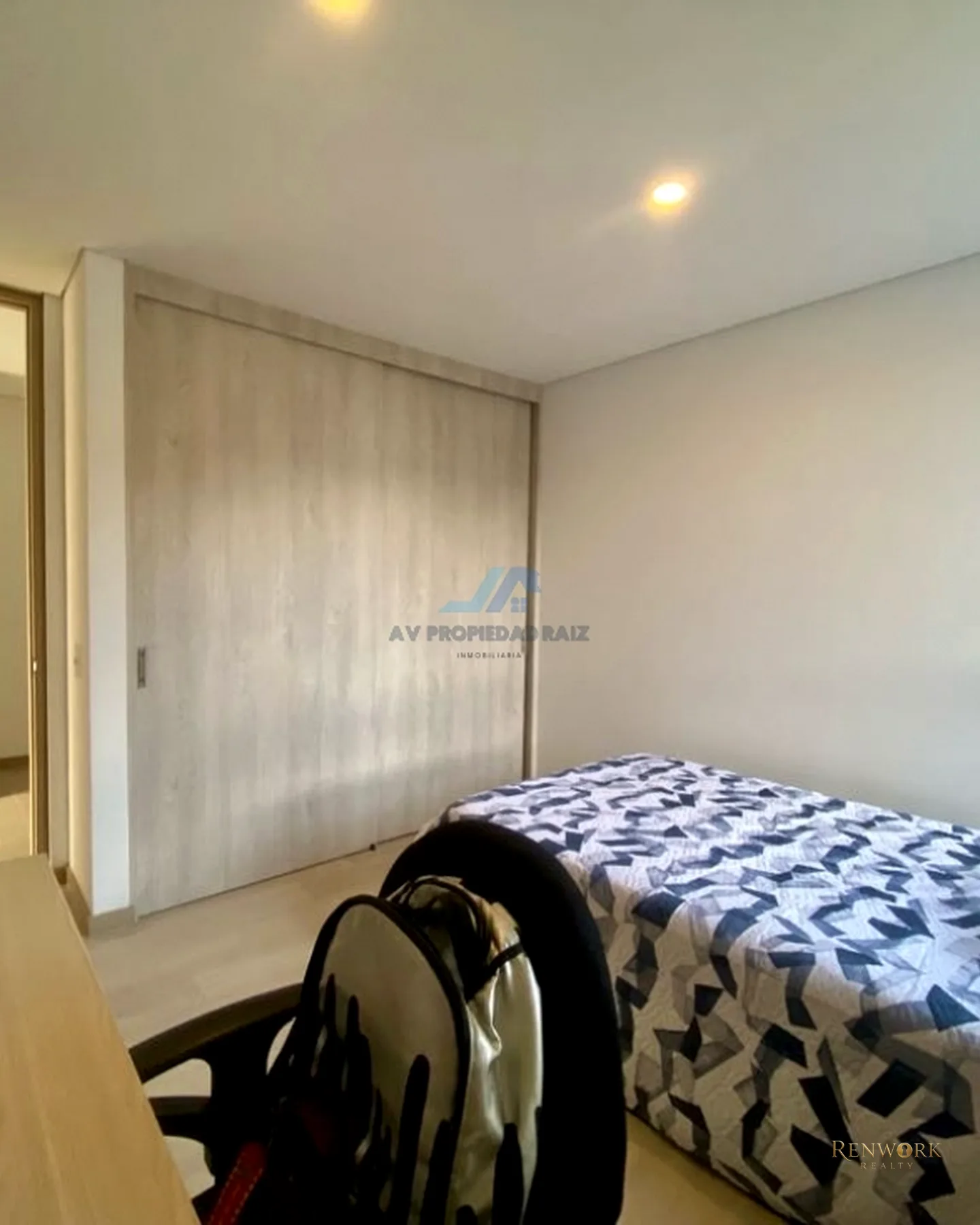 VENTA APARTAMENTO LOMA DE LAS BRUJAS · foto 13