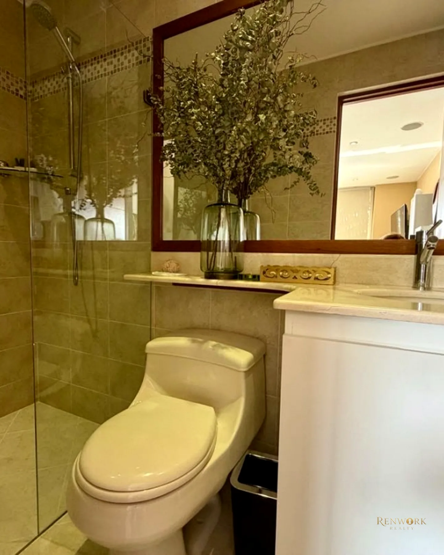 VENTA APARTAMENTO LOMA DE LAS SANTAS EL POBLADO MEDELLÍN · foto 12